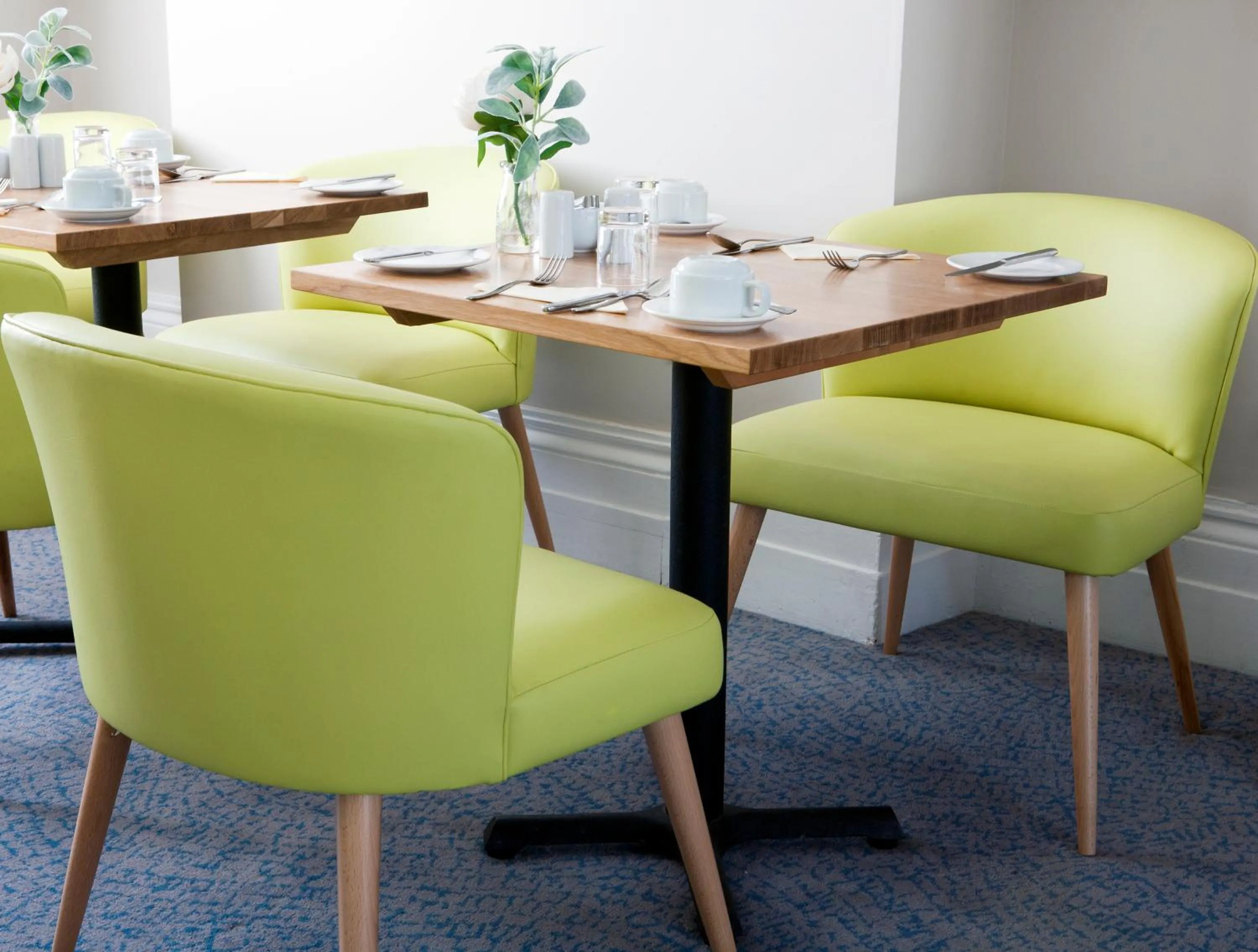 Restaurant/places to eat in Sea Spray Hotel