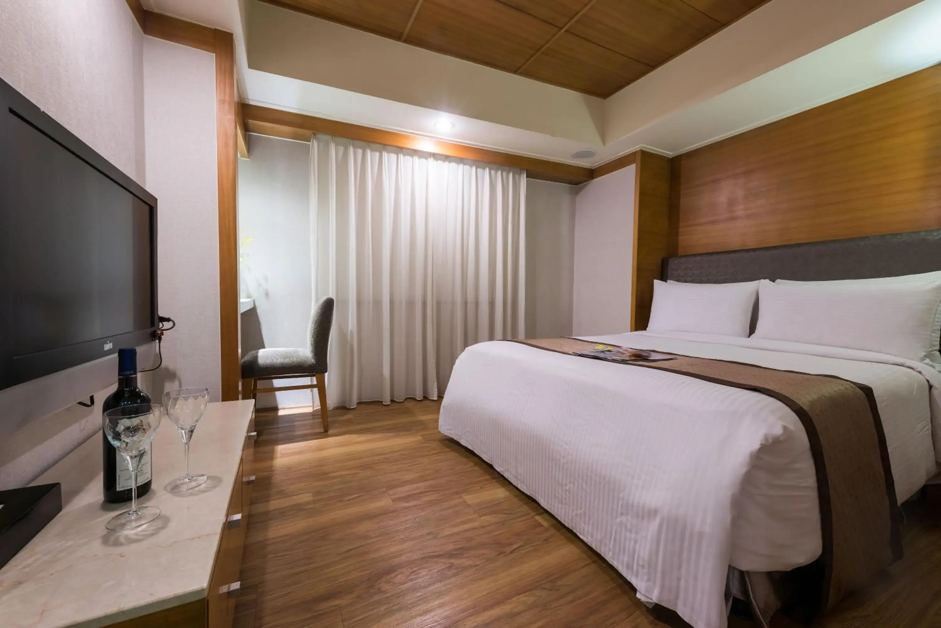 Standard Double Room in Forward Suites Ⅰ Standard Double Room in Forward Suites Ⅰ