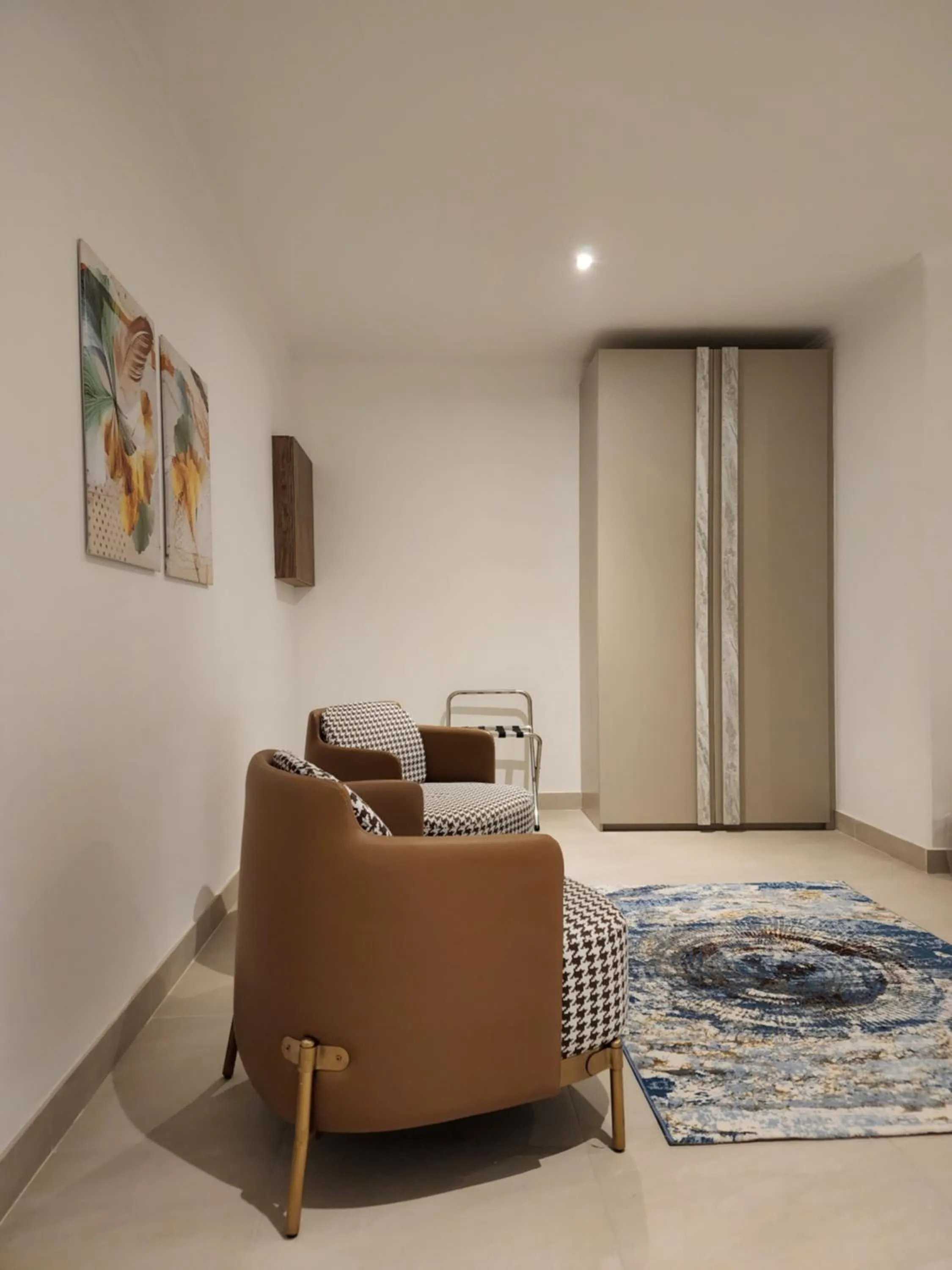 Seating area in Imperial Suites Hotel