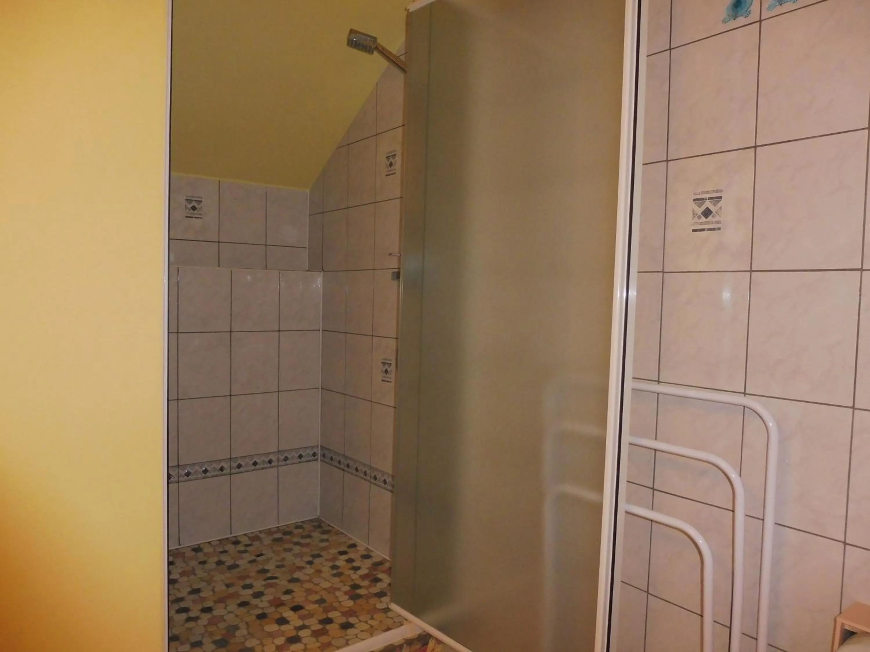 Shower in les raseries
