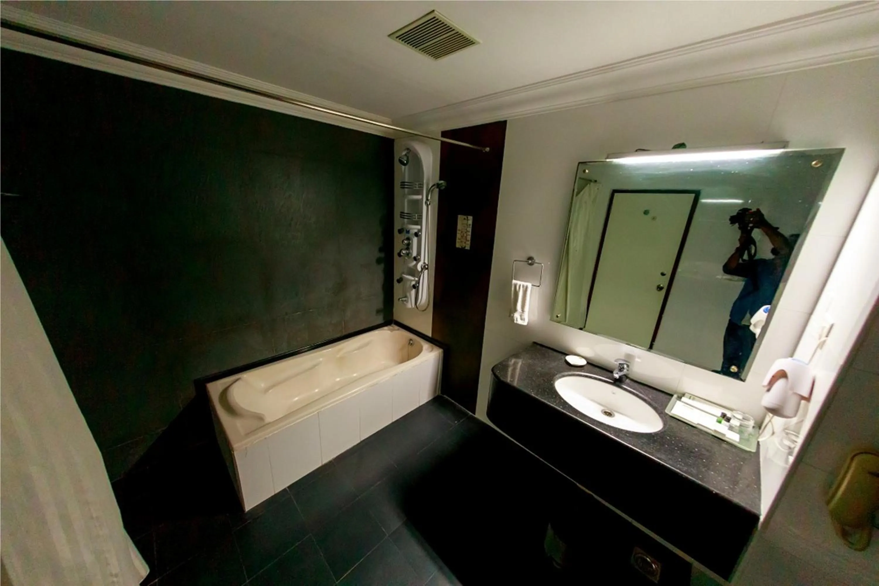 Bathroom in Green Fields Kumarakom