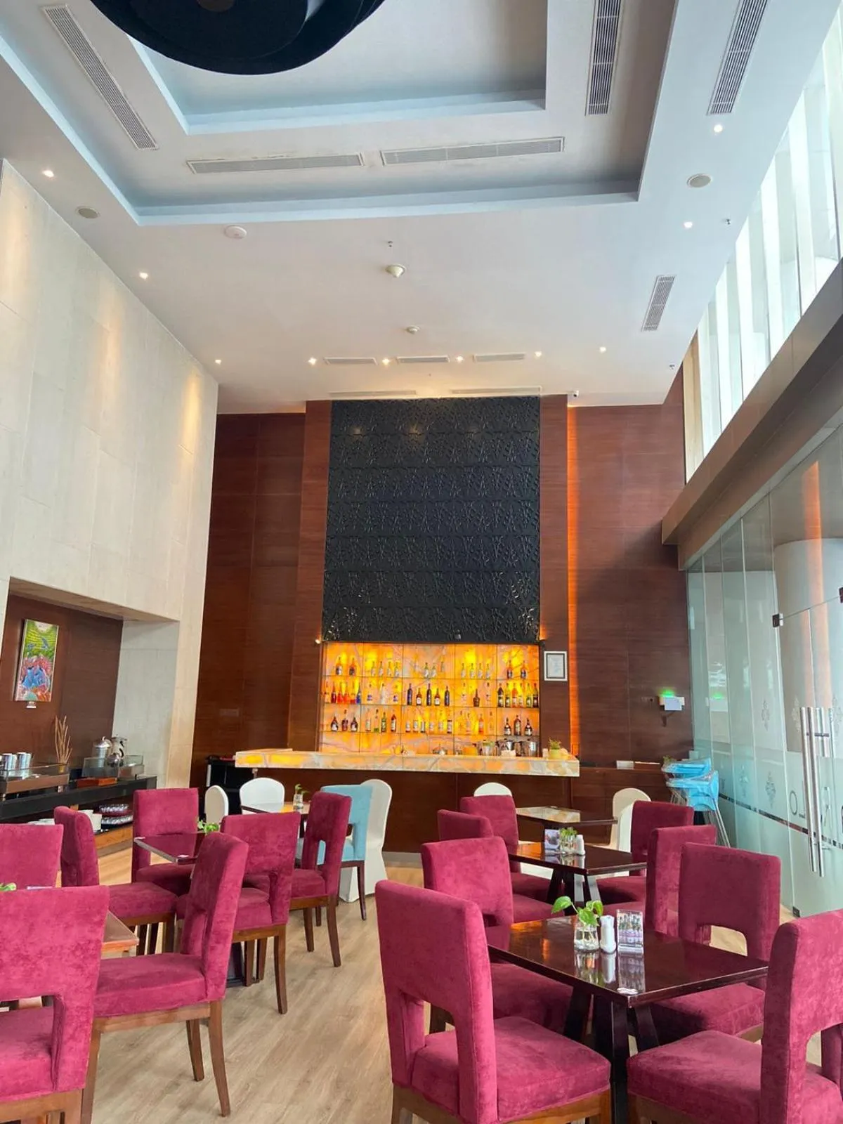 Restaurant/places to eat in Swiss-Belinn SKA Pekanbaru