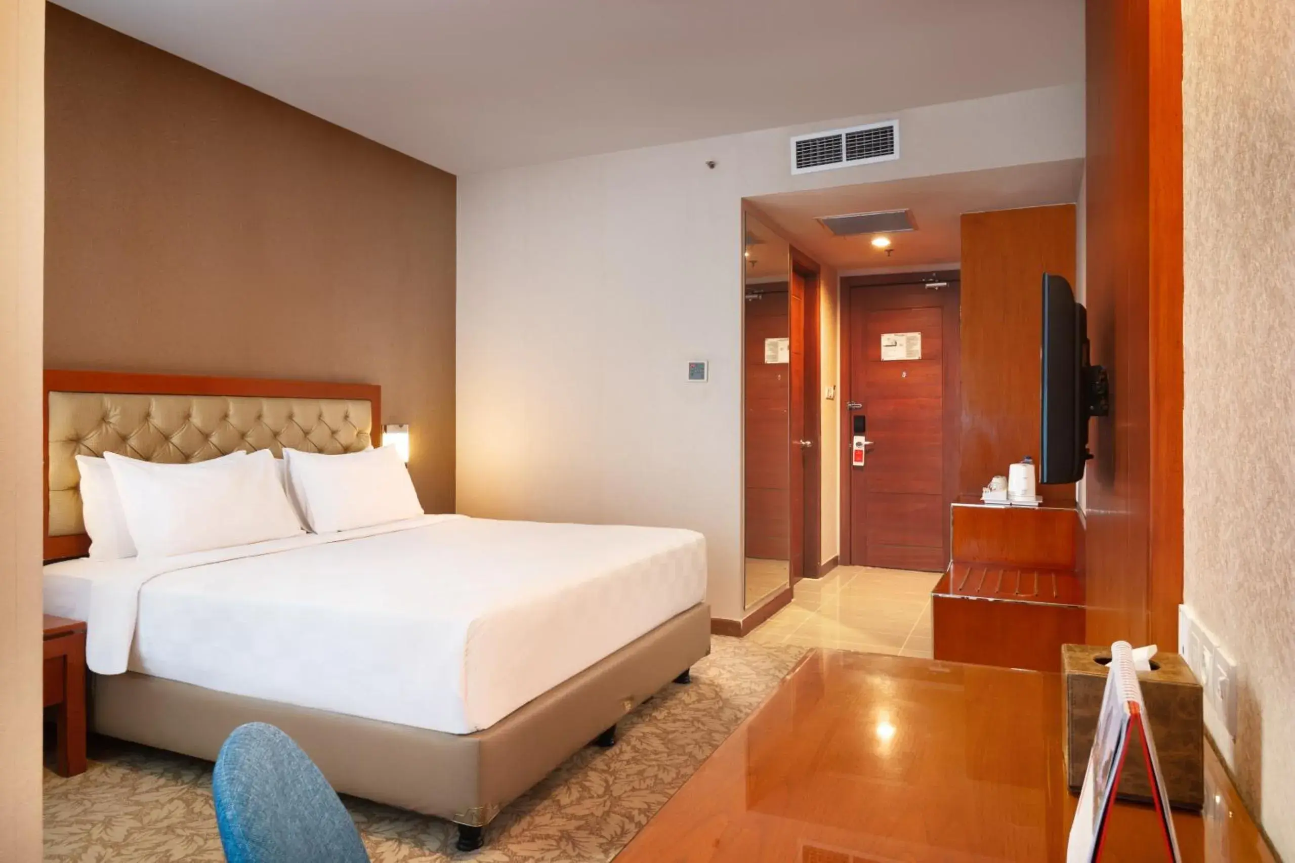 Deluxe Queen Room in Swiss-Belinn SKA Pekanbaru Deluxe Queen Room in Swiss-Belinn SKA Pekanbaru