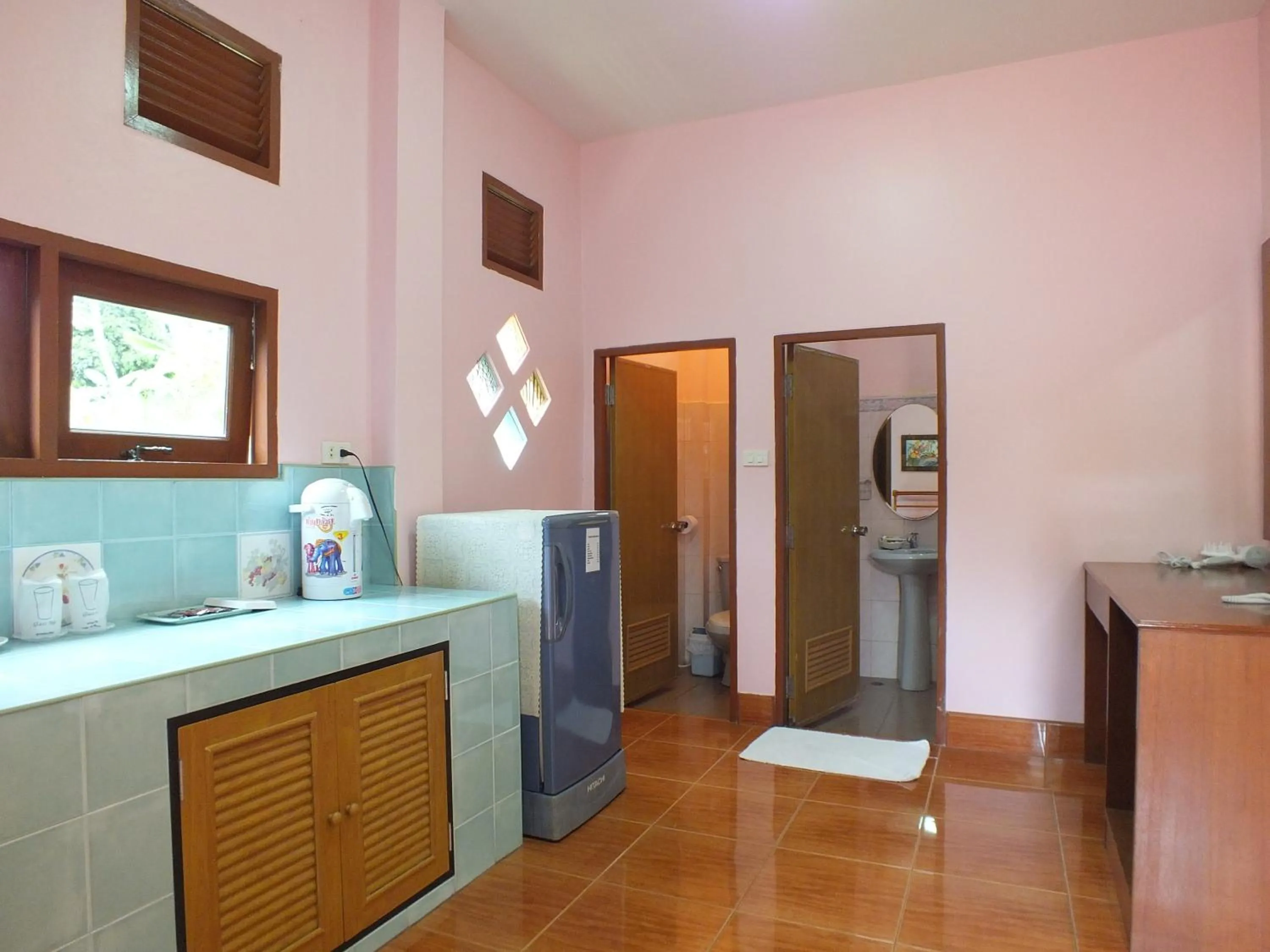 Photo of the whole room in Baan Vanida Garden Resort