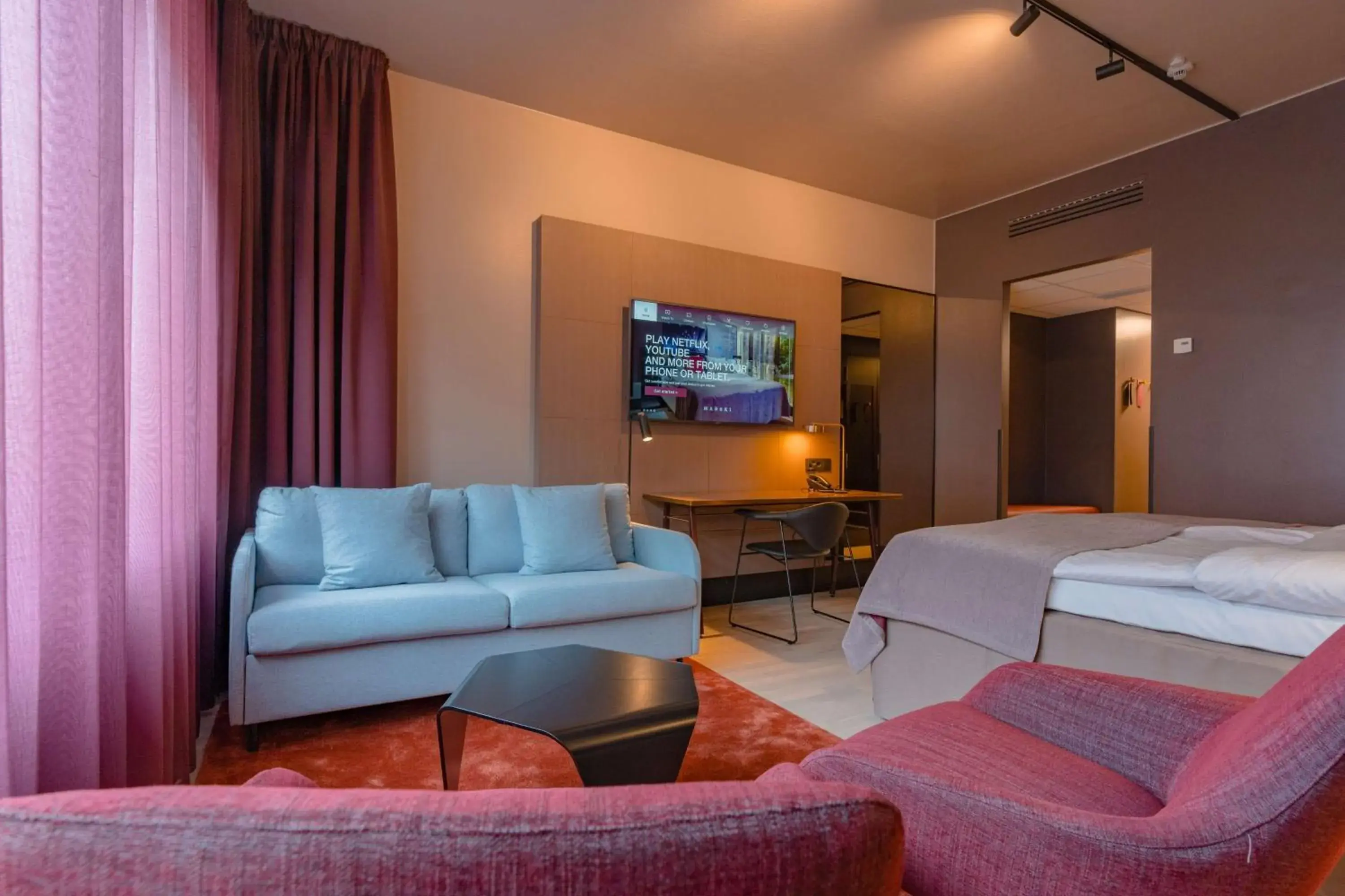 Superior King Room with Sauna in Marski by Scandic Superior King Room with Sauna in Marski by Scandic