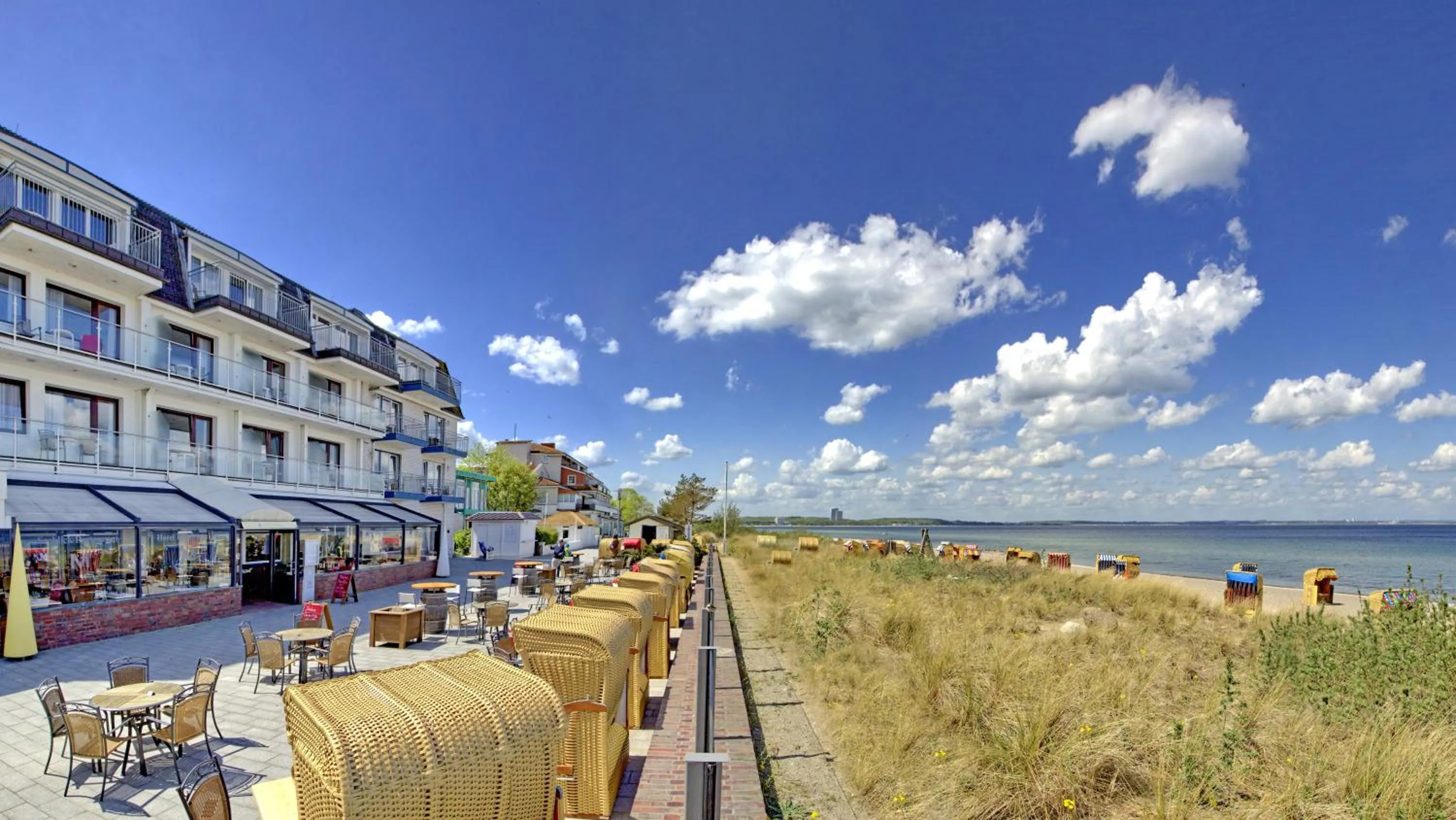 Beach in Mein Strandhaus - Hotel, Restaurant & Schwimmbad