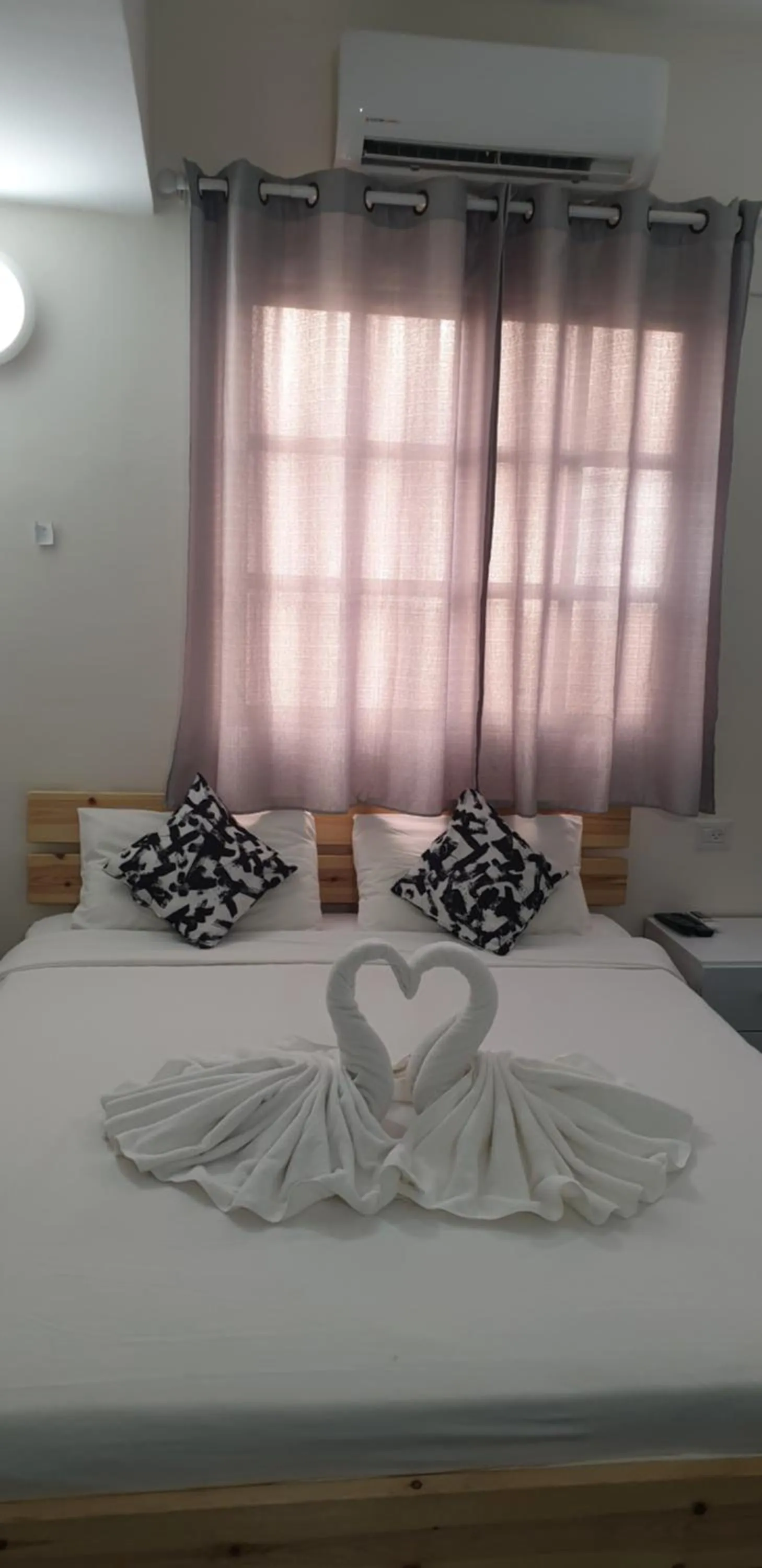 Bed in David Hameleh House