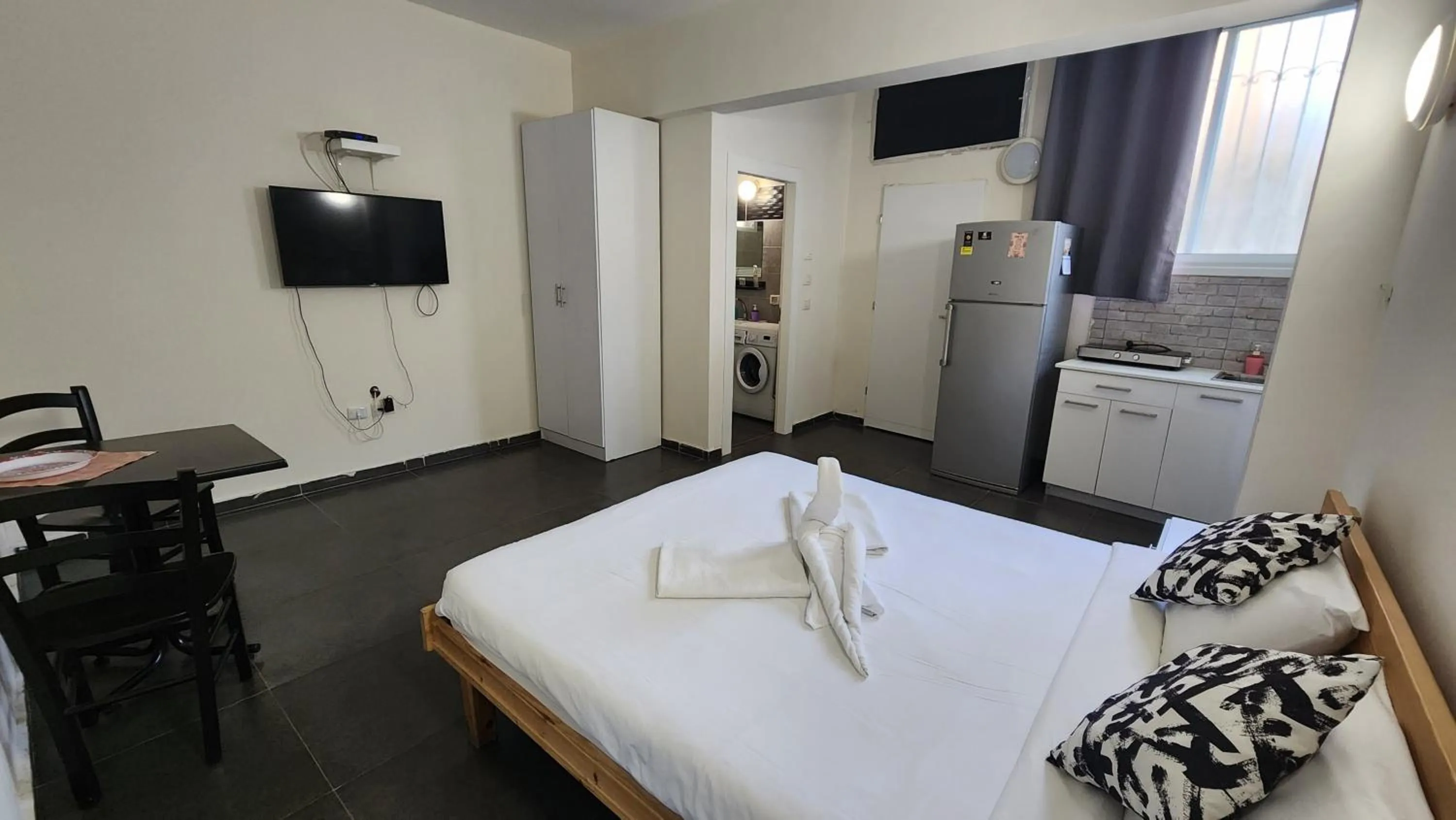 Bed in David Hameleh House