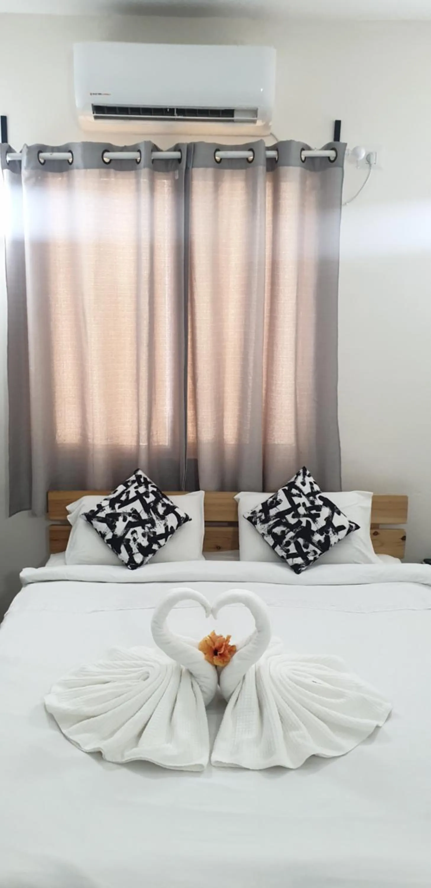 Bed in David Hameleh House