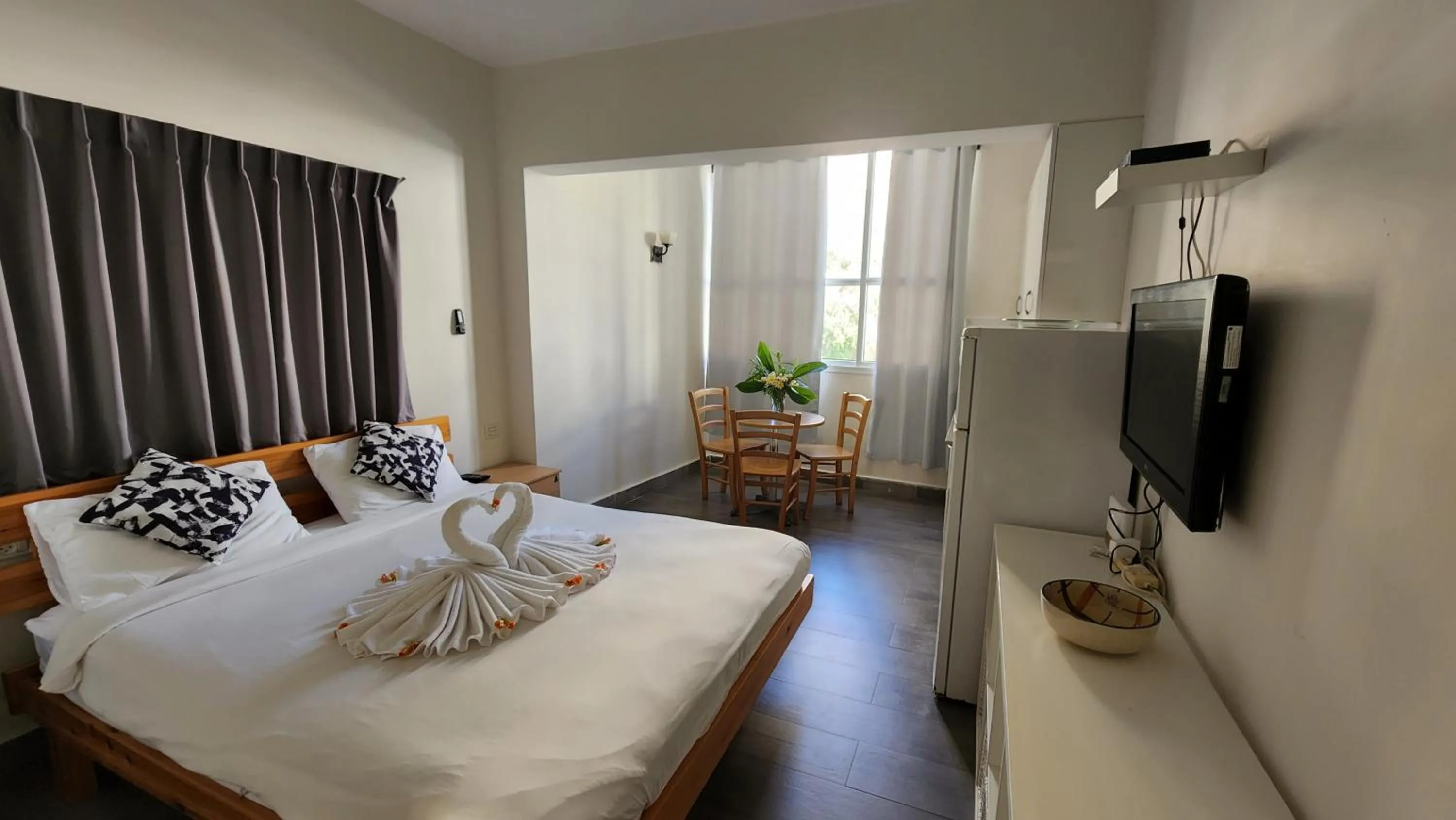 TV and multimedia, Bed in David Hameleh House