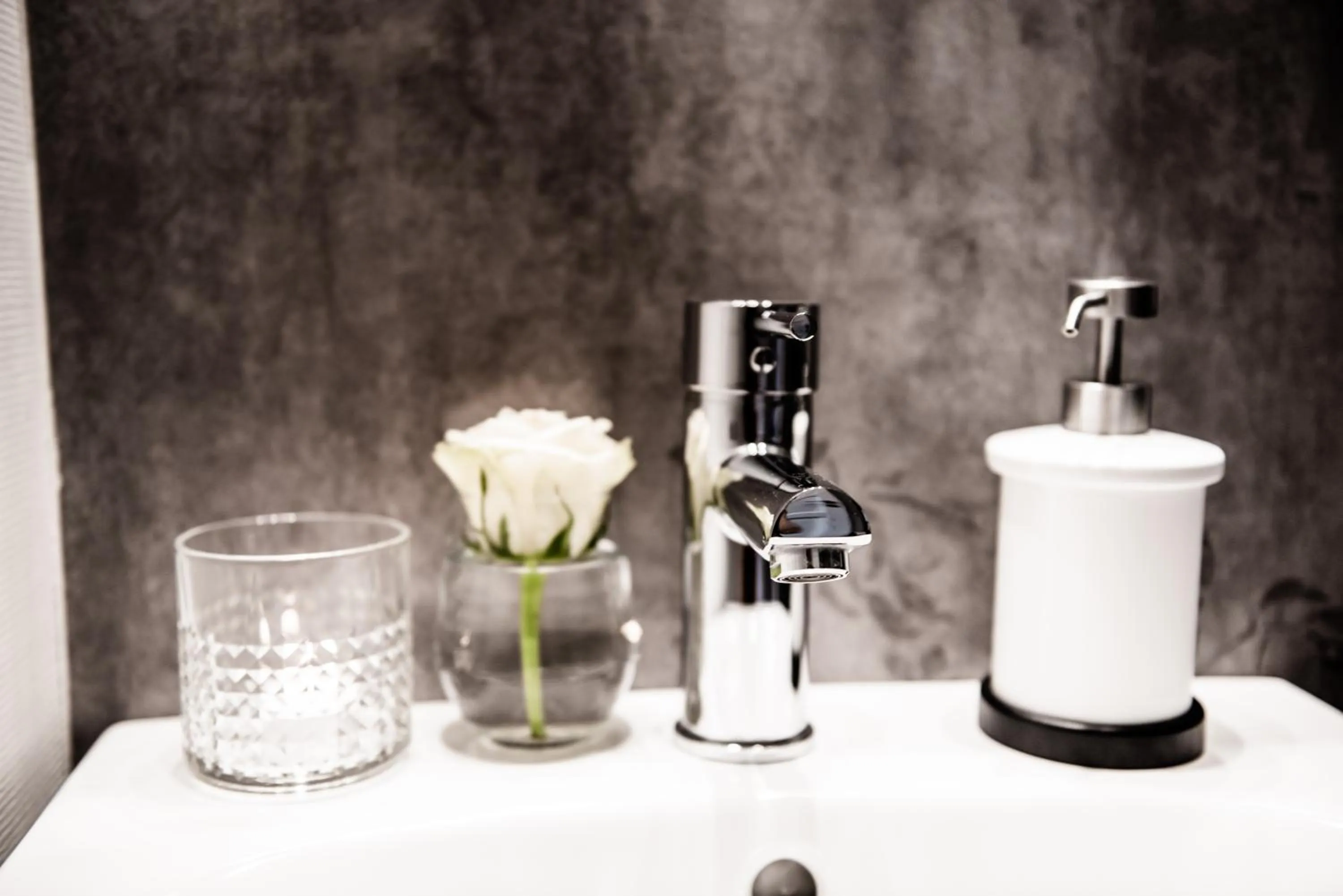 Bathroom in Fjærland Fjordstove Hotell - Huseby Hotelldrift AS