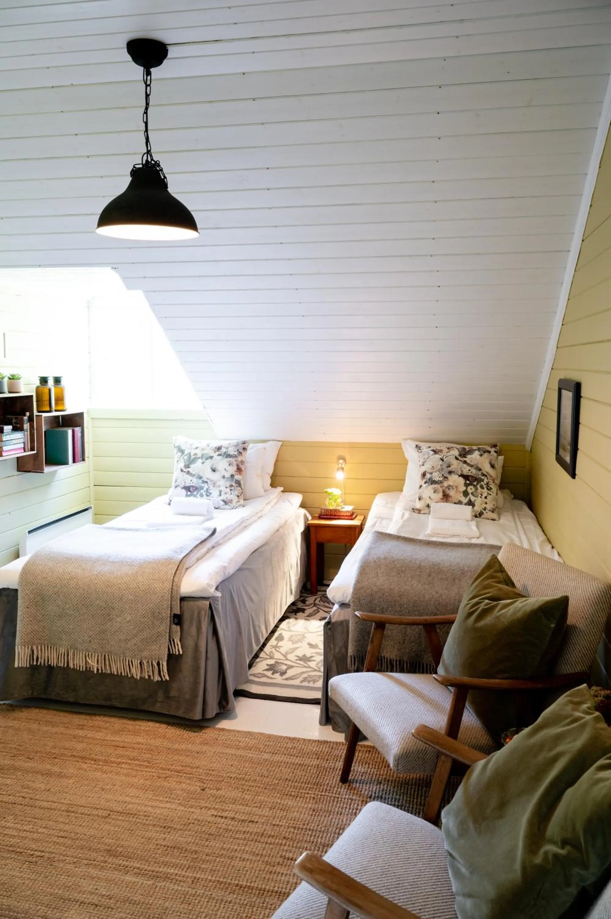 Bedroom, Bed in Fjærland Fjordstove Hotell - Huseby Hotelldrift AS