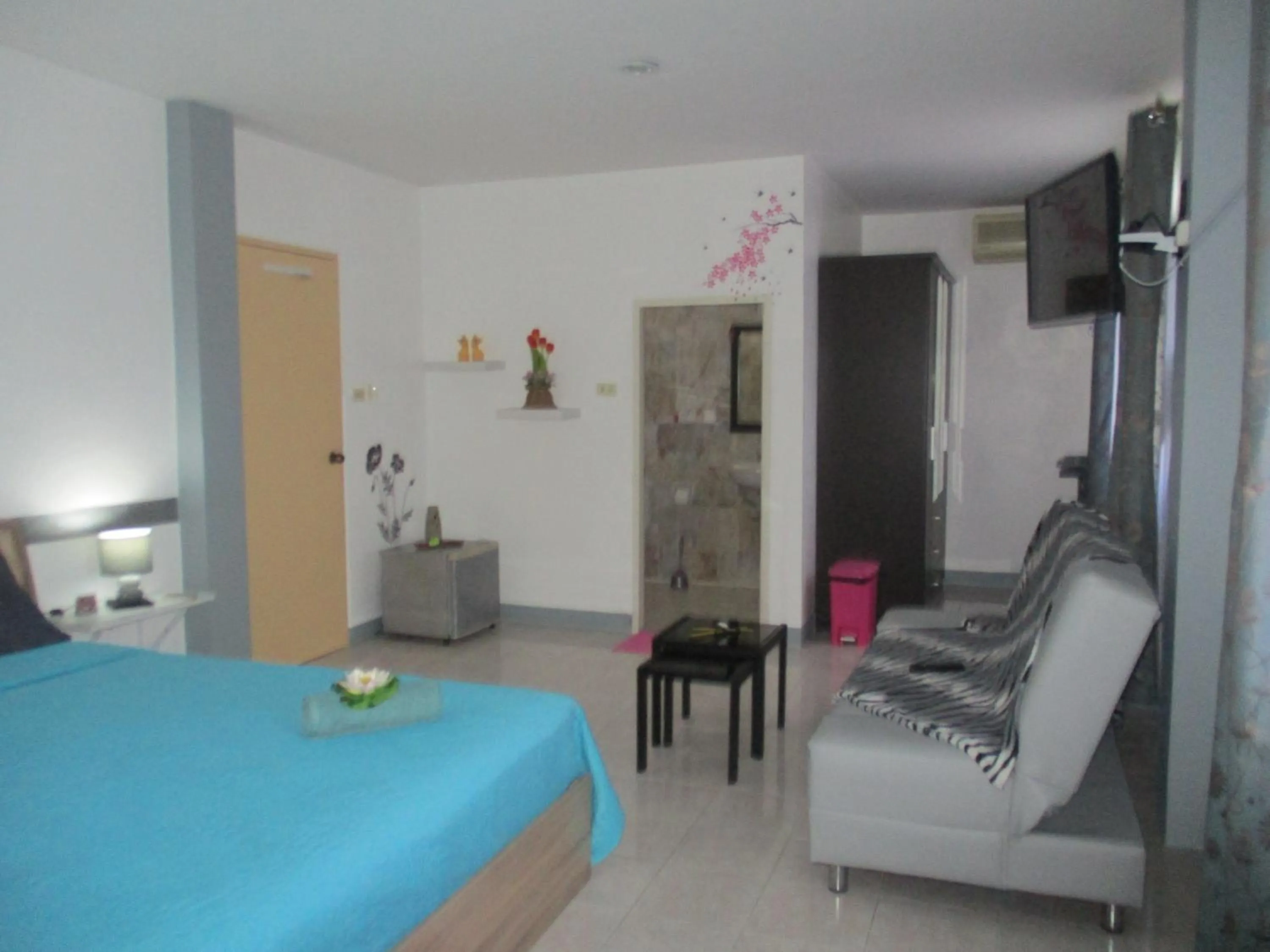 Bed in Similan Hotel