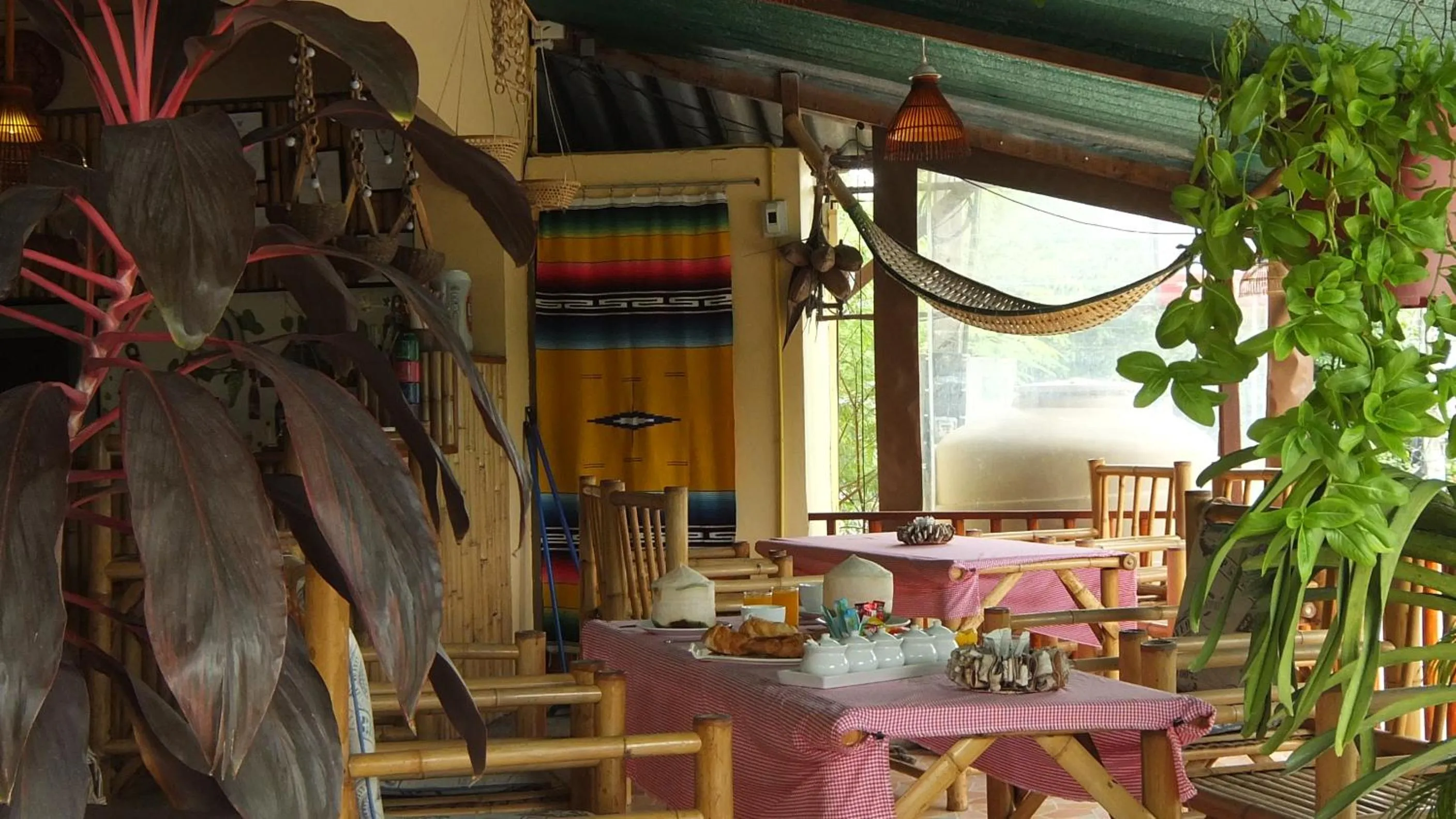 Dining area in Similan Hotel