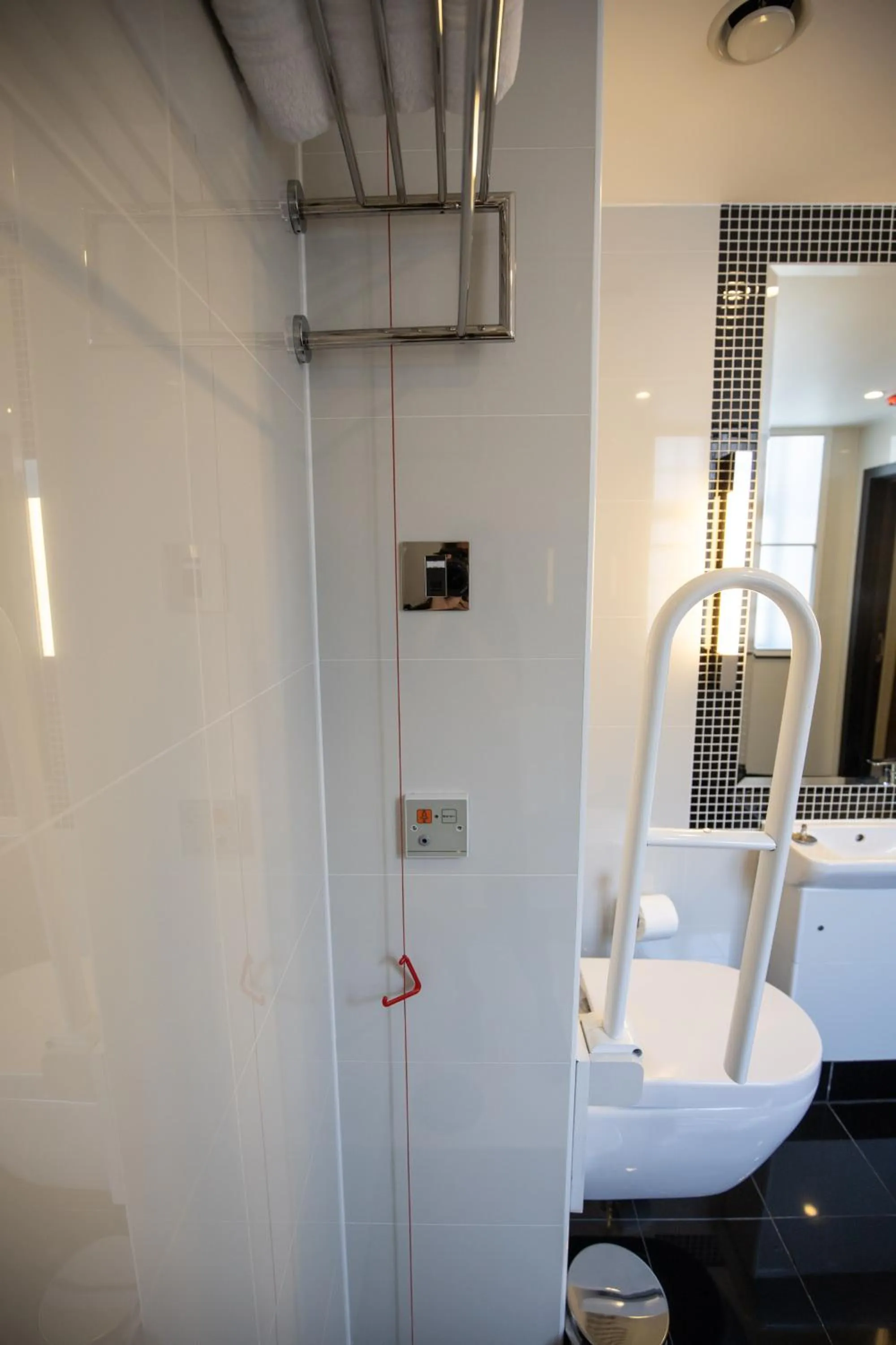 Bathroom in Wellington Hotel by Blue Orchid