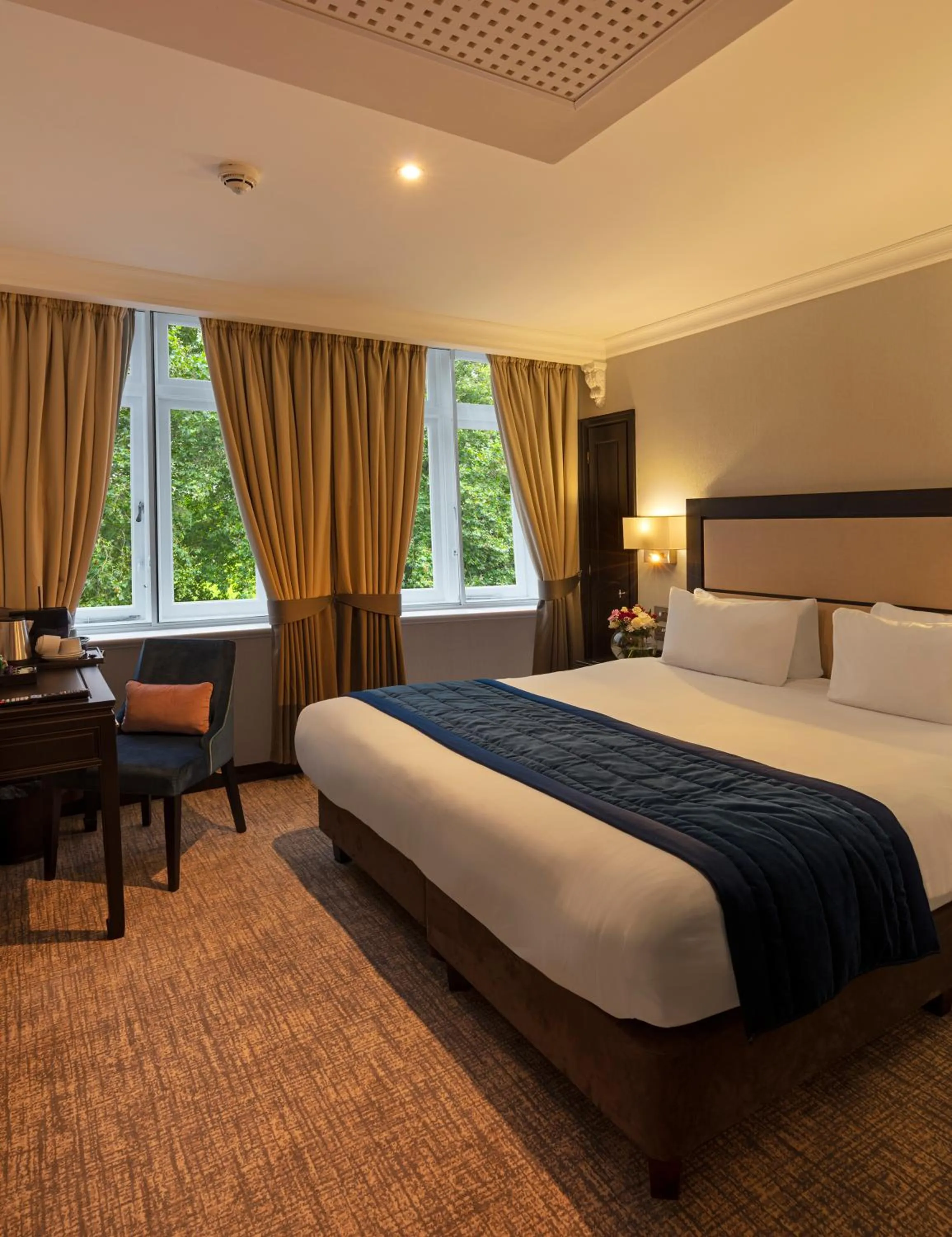 Bed in Wellington Hotel by Blue Orchid