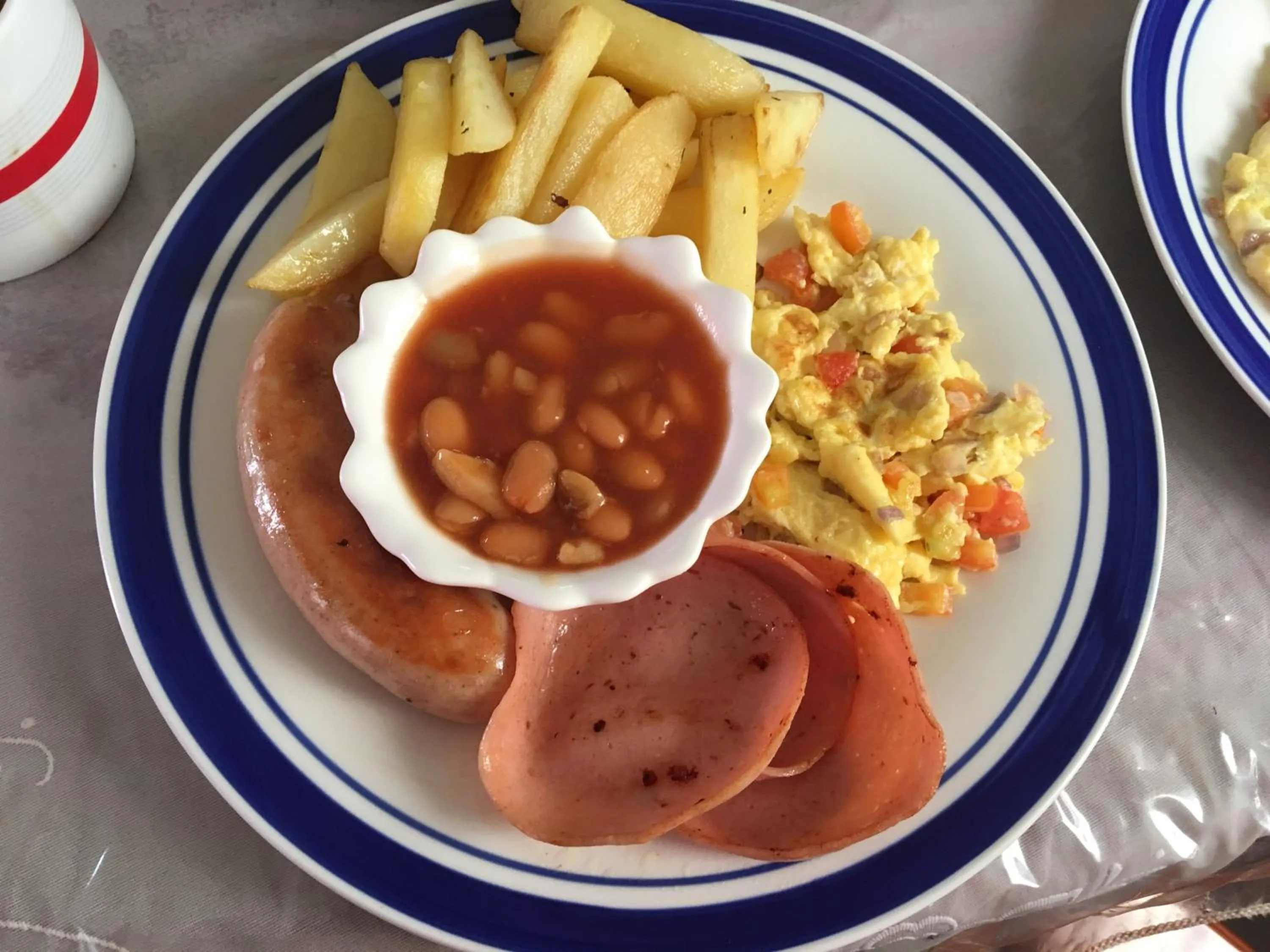 Breakfast in Blue Summer Suites & Restaurant