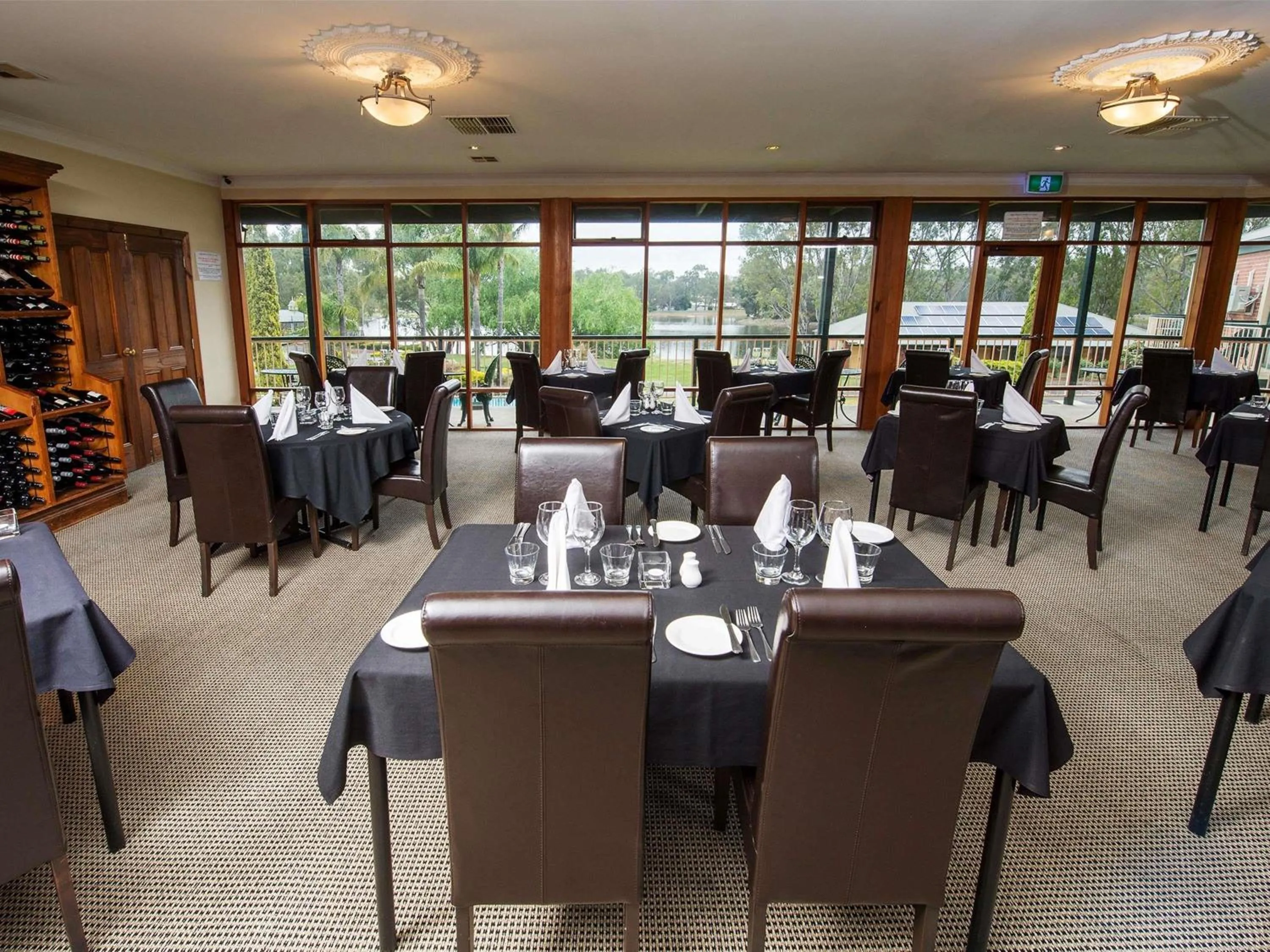 Restaurant/places to eat in Clare Country Club