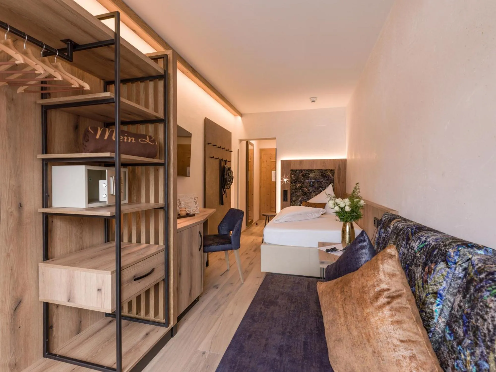 Bed in Liebes Caroline 4-Sterne-Hotel