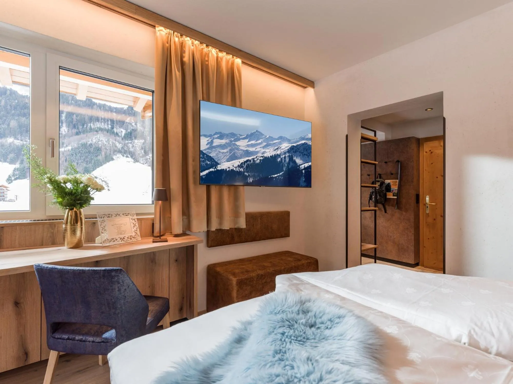 Bed in Liebes Caroline 4-Sterne-Hotel