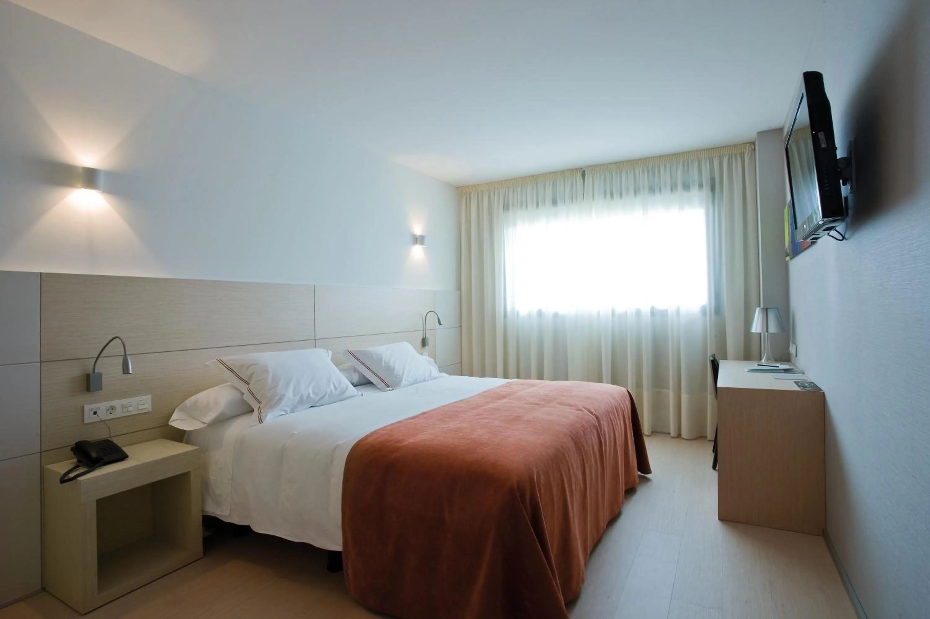 Bed in Sercotel Hola Tafalla