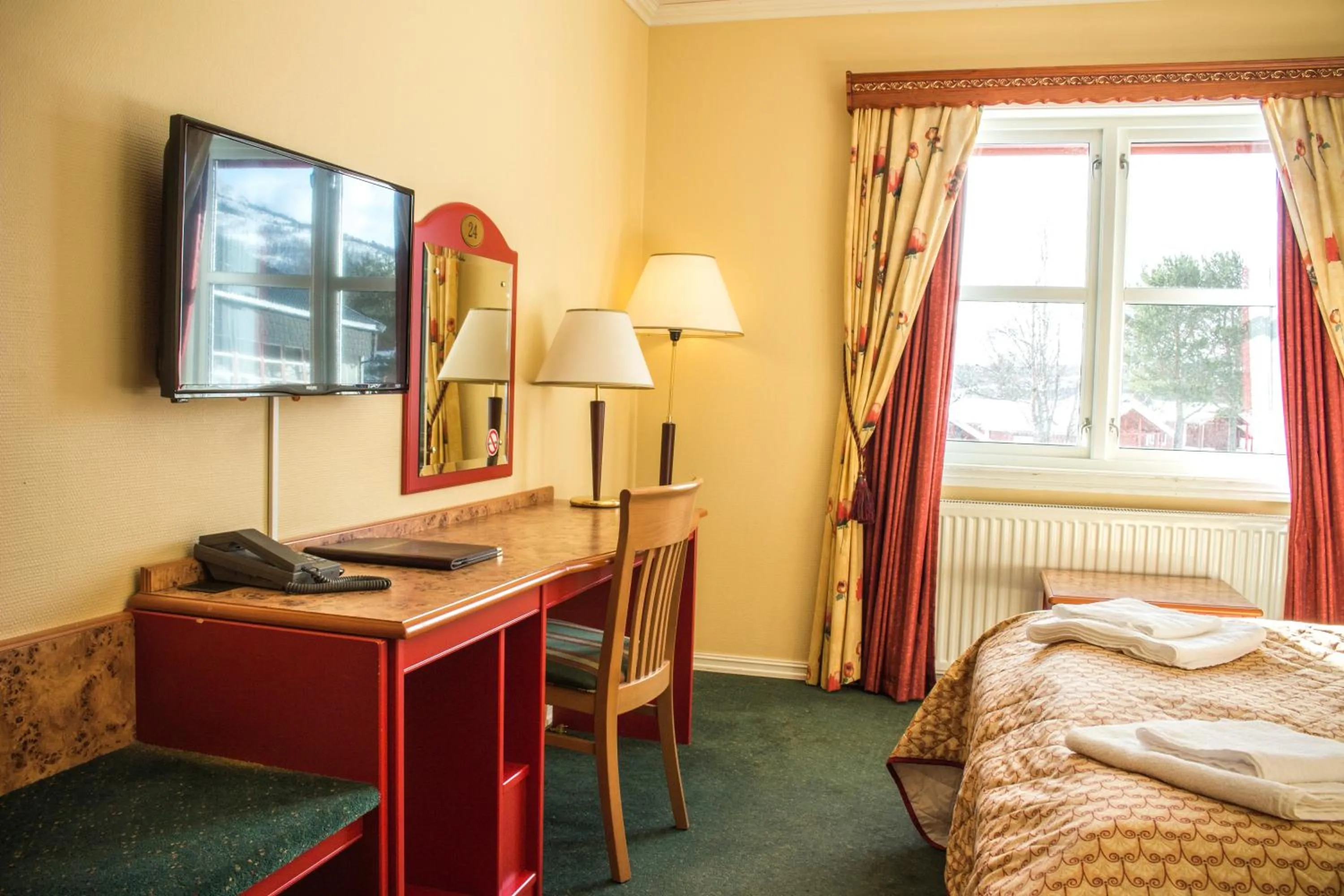 Photo of the whole room, Bed in Tysfjord Hotel