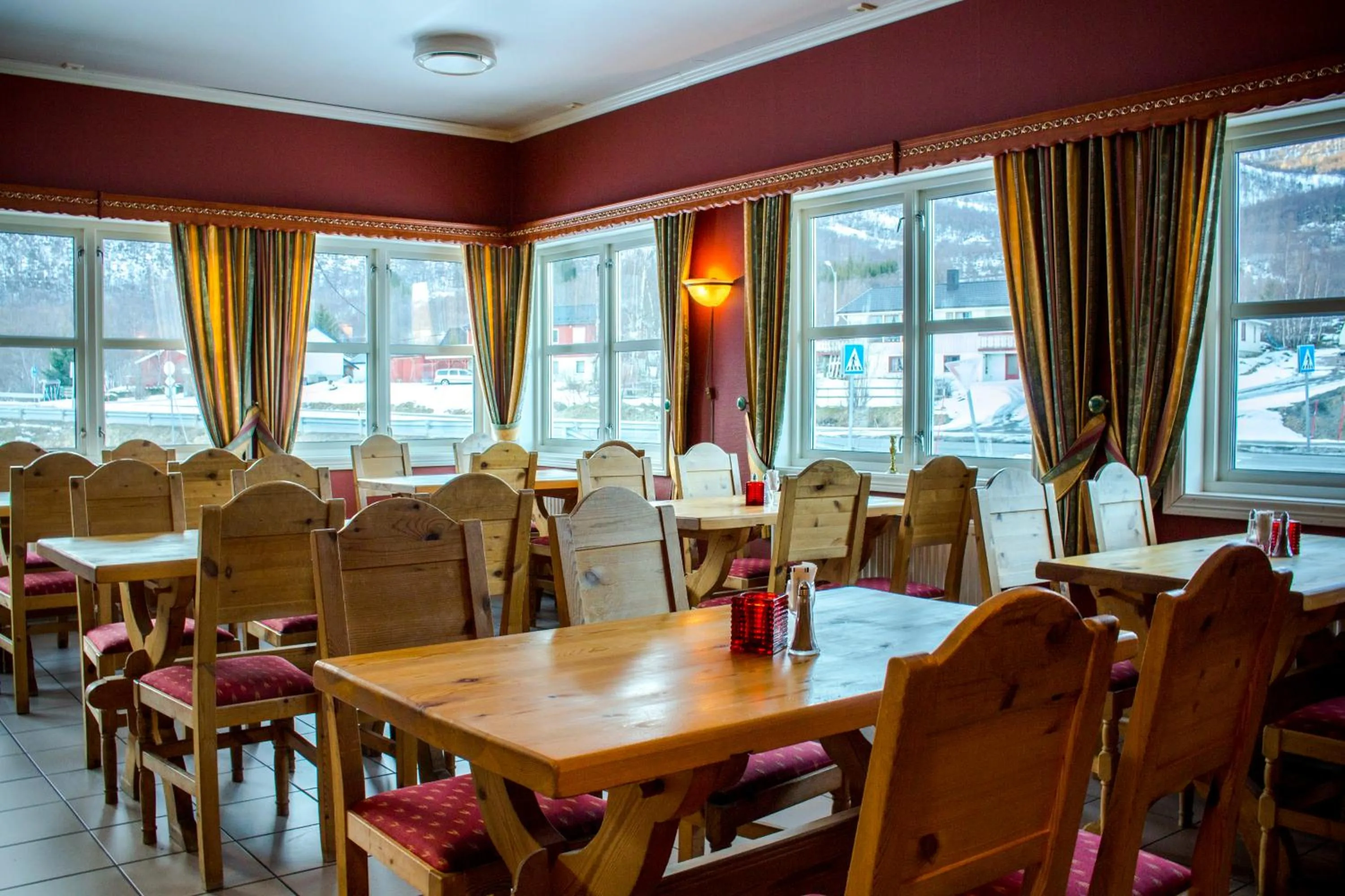 Restaurant/places to eat in Tysfjord Hotel