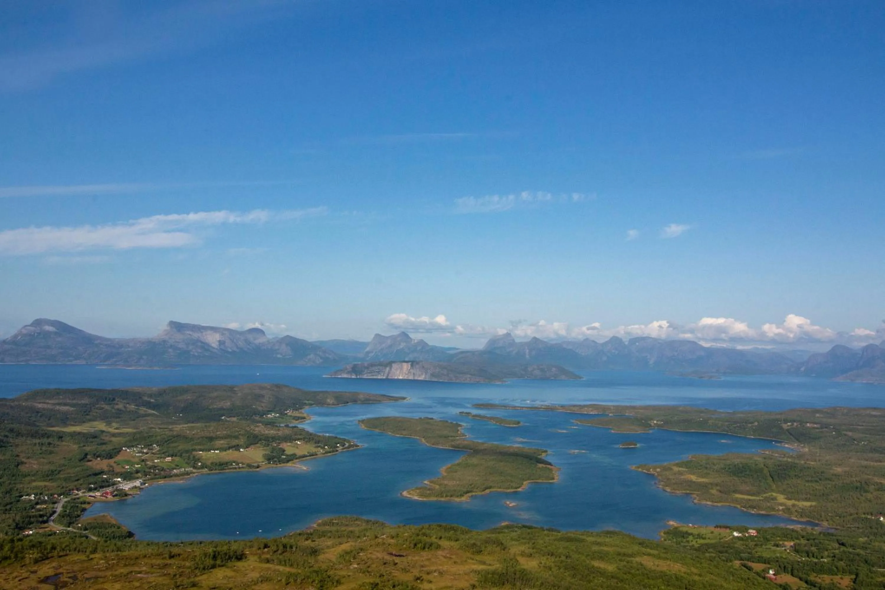 Hiking in Tysfjord Hotel