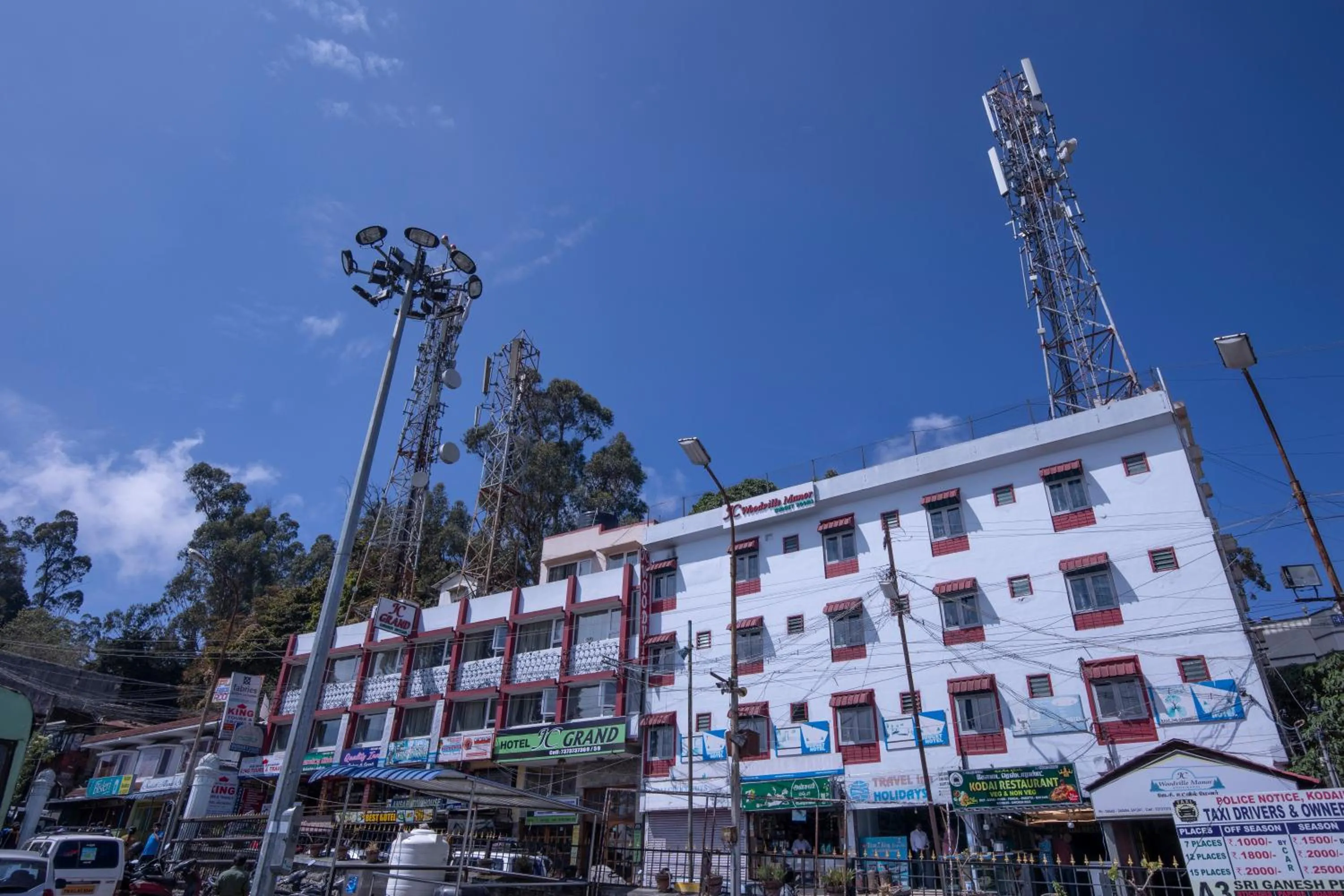 Property building in JC Woodville Manor