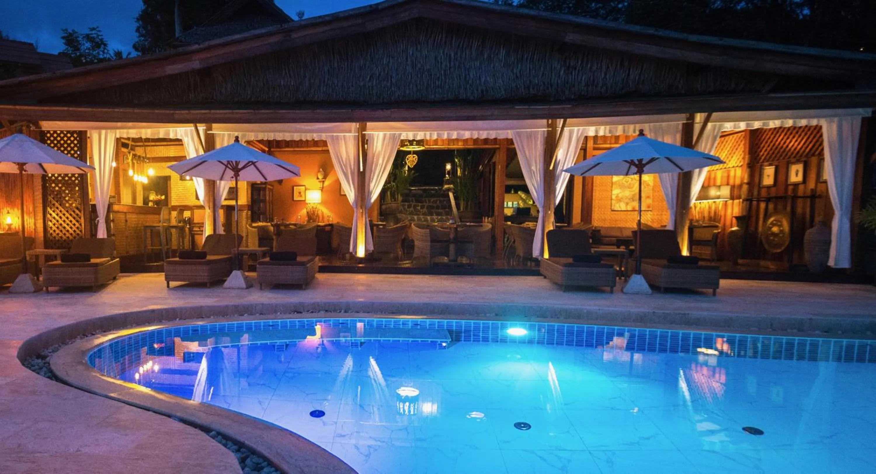 Restaurant/places to eat in Beyond The Blue Horizon Boutique Bungalows