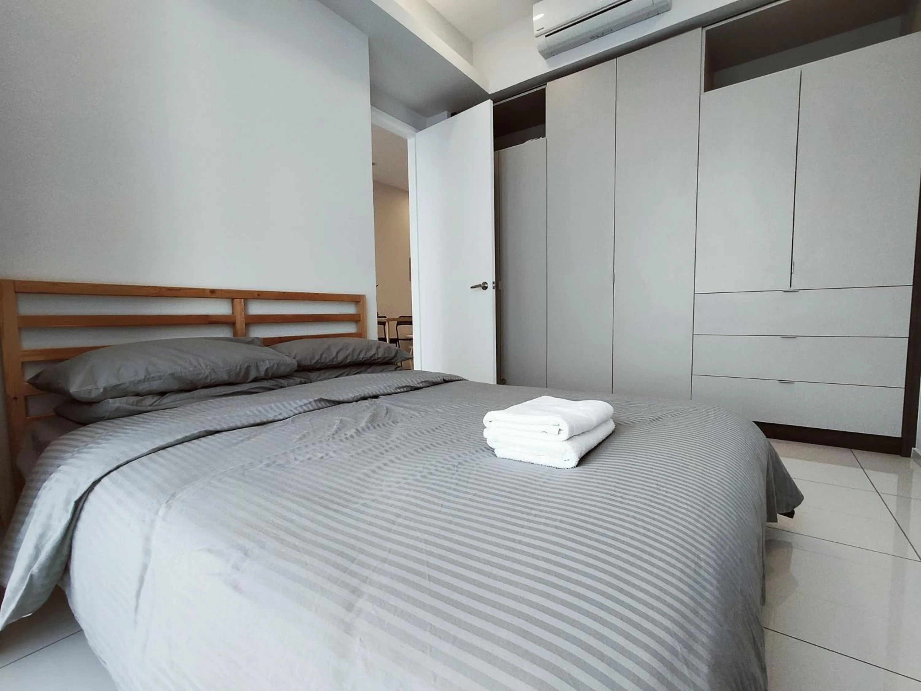 Bed in Robertson Suites Kuala Lumpur