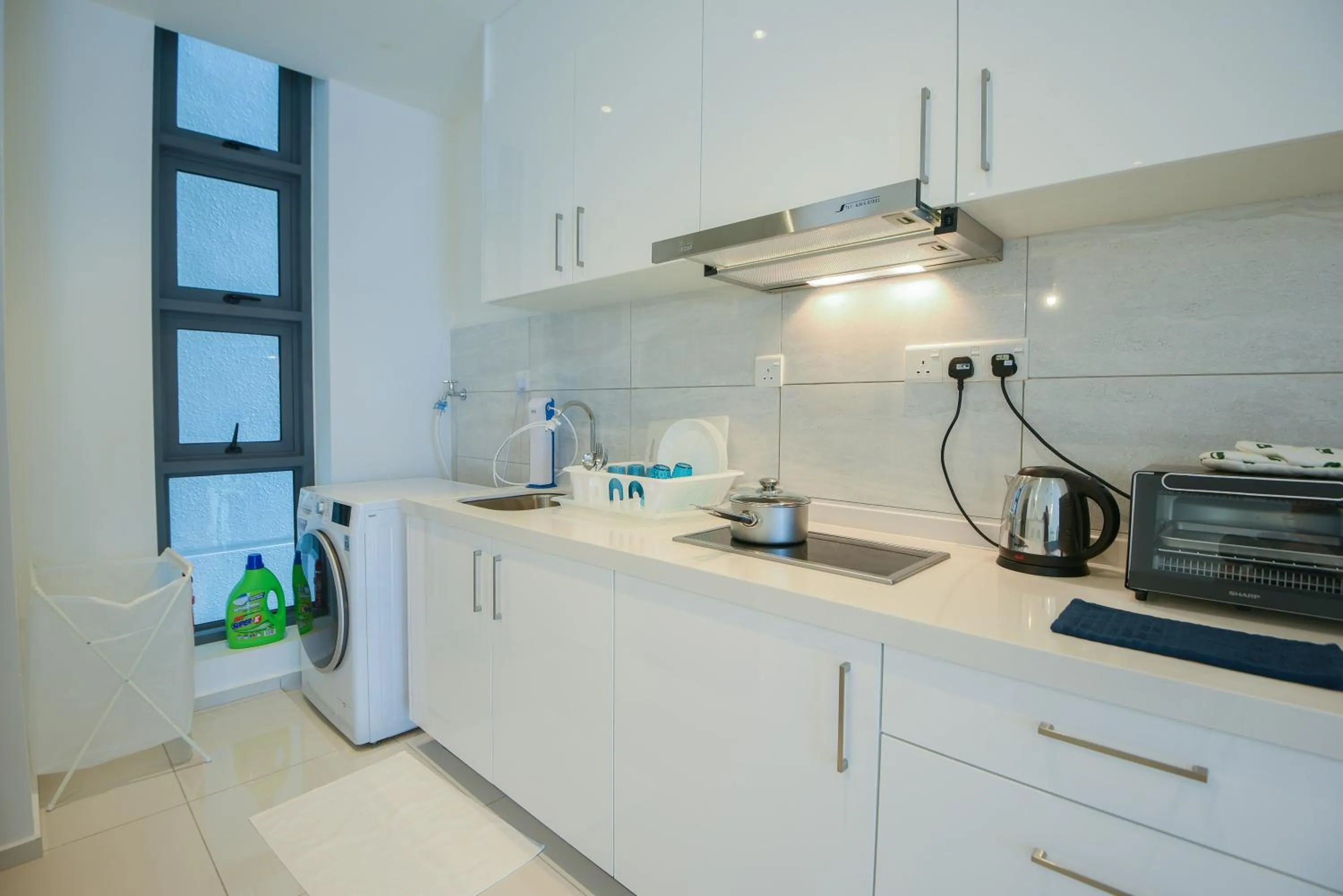 Kitchen or kitchenette in Robertson Suites Kuala Lumpur