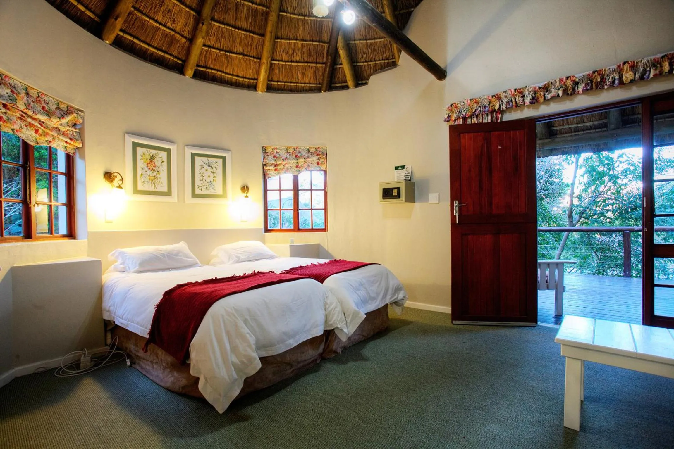 Bed in Hogsback Arminel Hotel