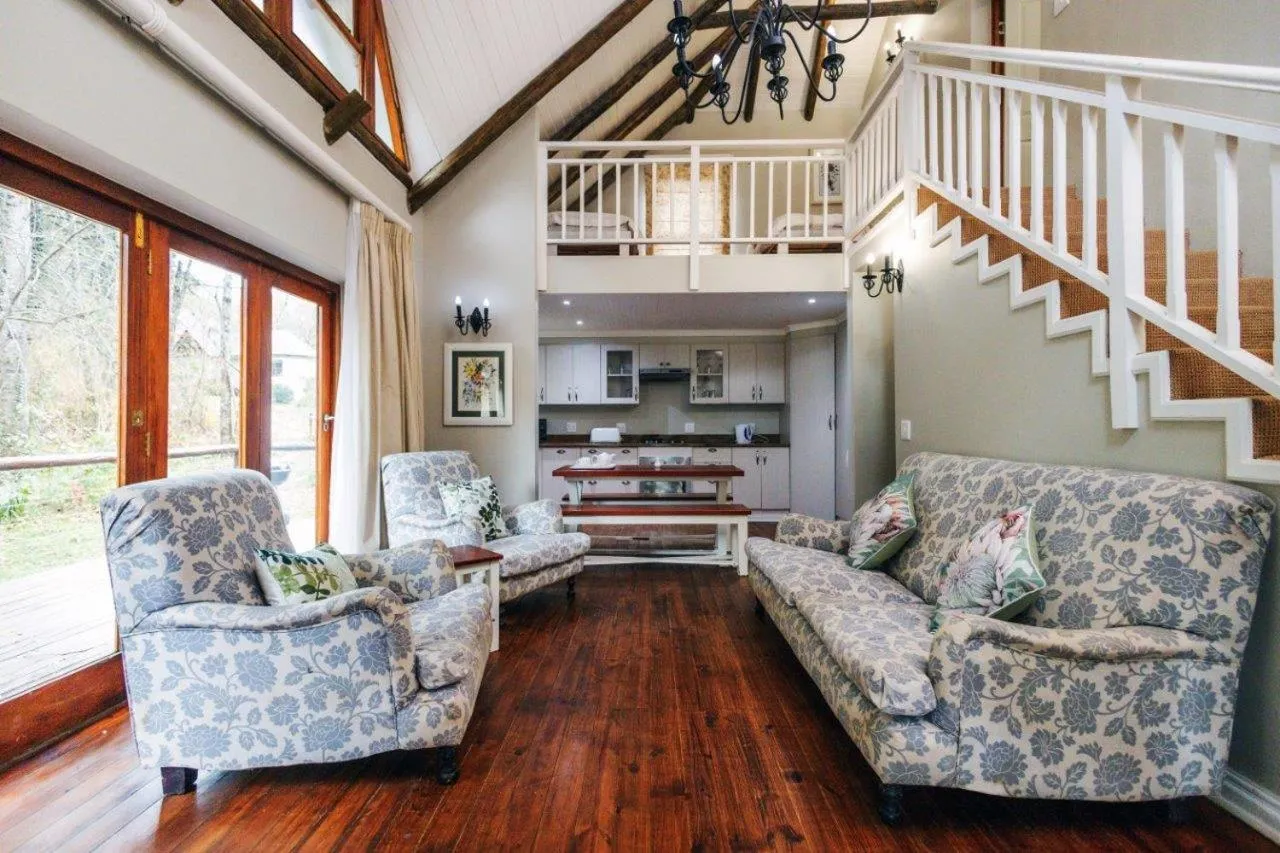 Kitchen or kitchenette in Hogsback Arminel Hotel