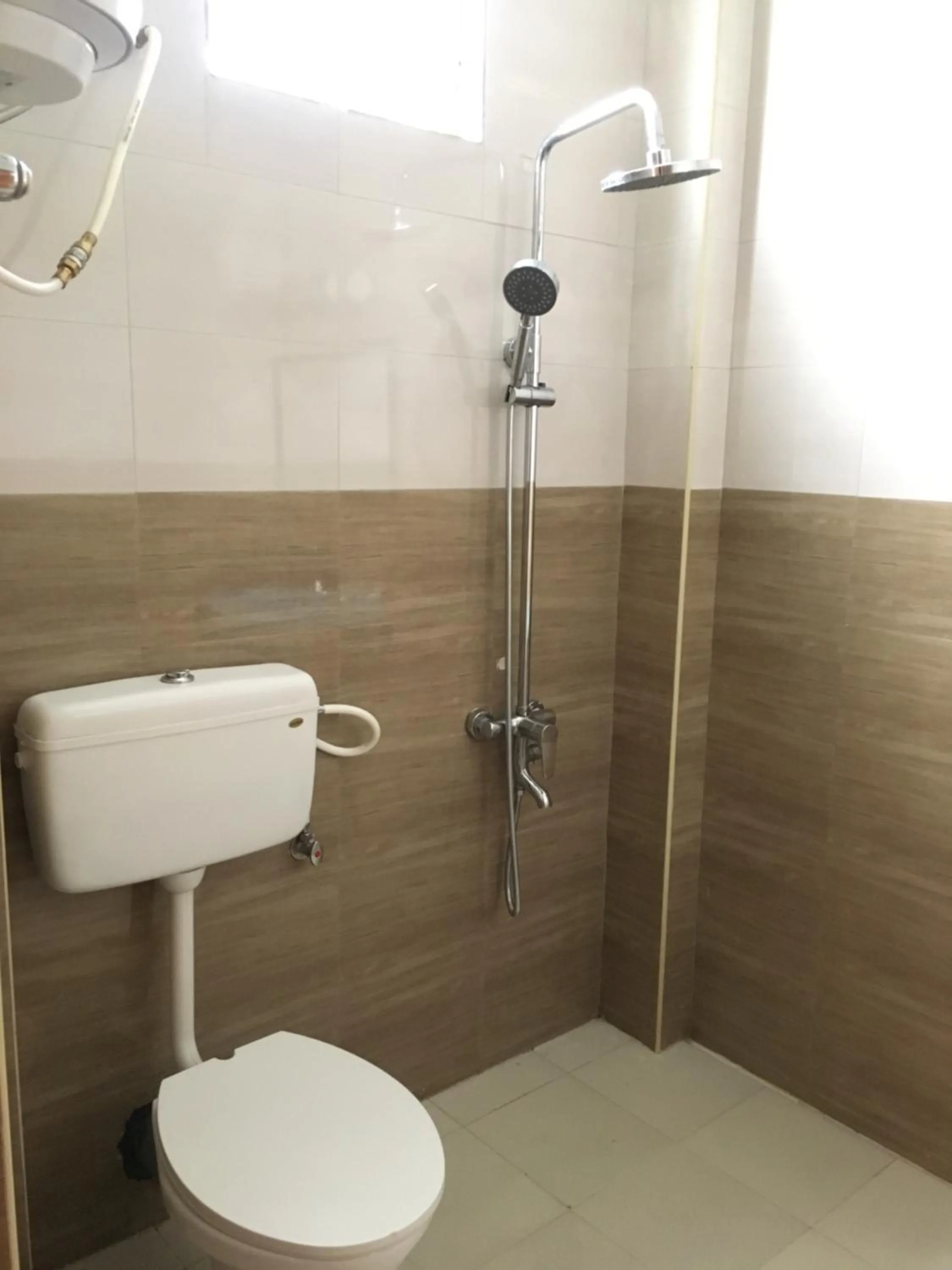 Shower in Hotel Jc Grand