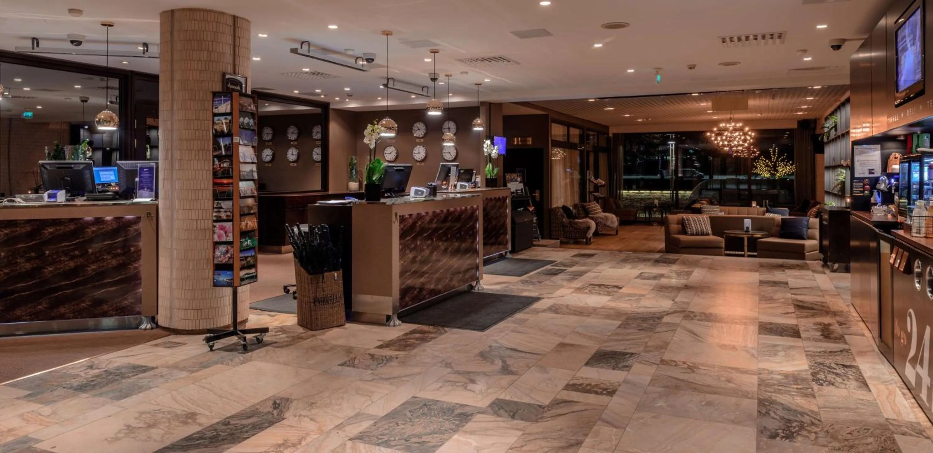 Lobby or reception in Radisson Blu Marina Palace Hotel, Turku