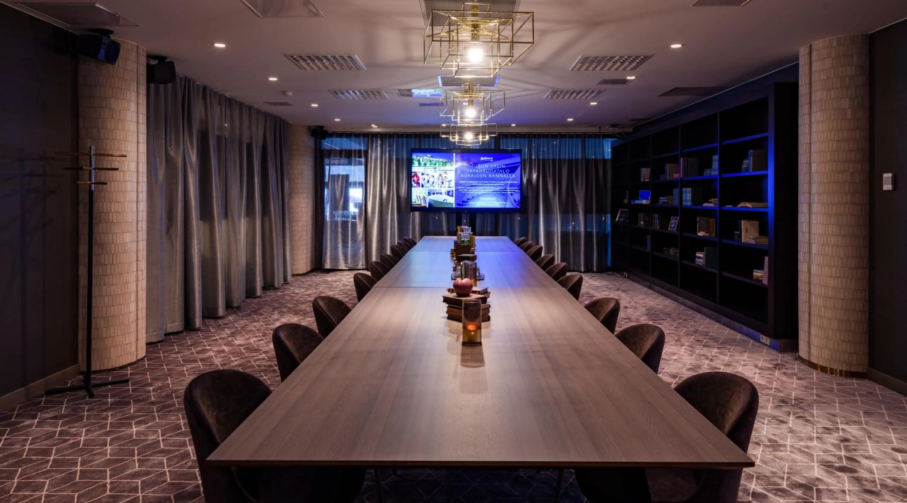 Restaurant/places to eat in Radisson Blu Marina Palace Hotel, Turku