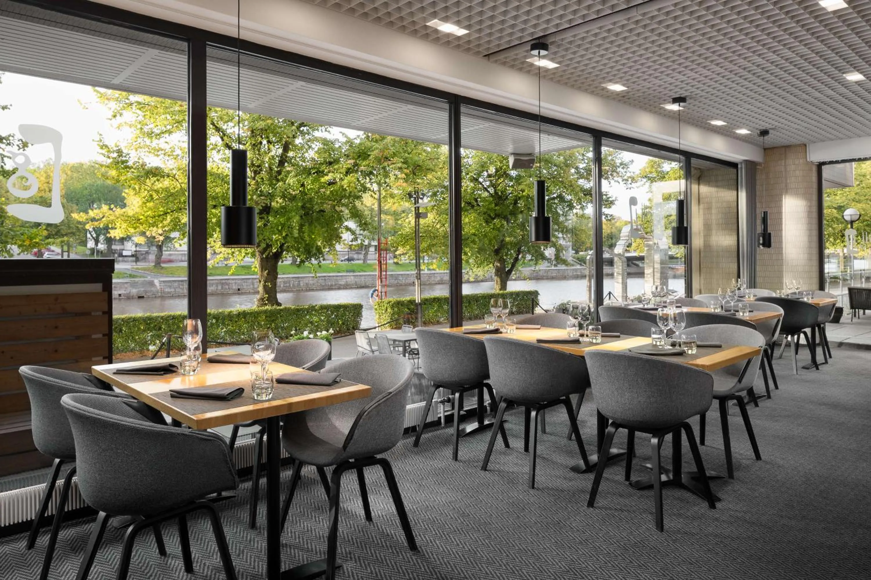 Restaurant/places to eat in Radisson Blu Marina Palace Hotel, Turku