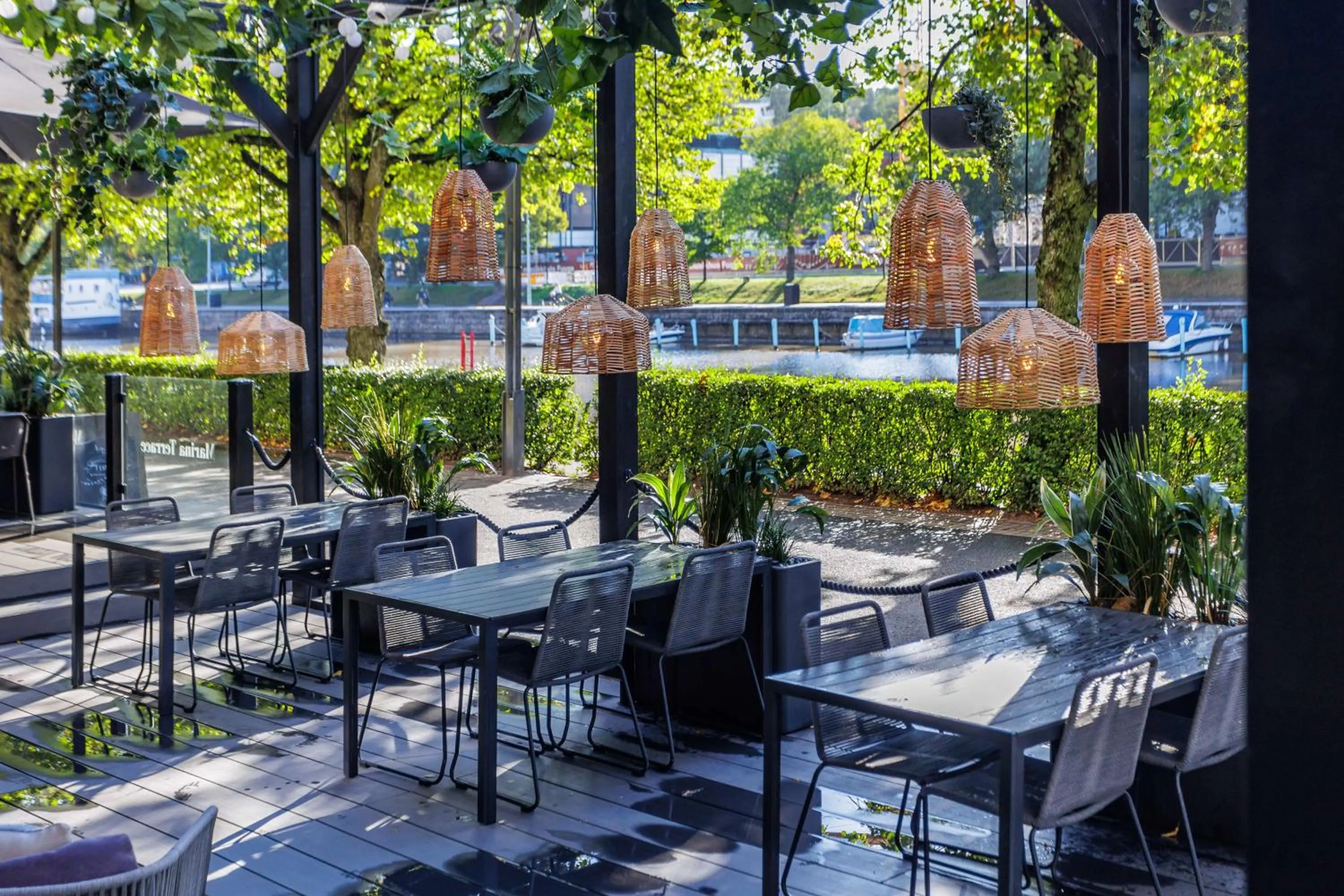 Restaurant/places to eat in Radisson Blu Marina Palace Hotel, Turku