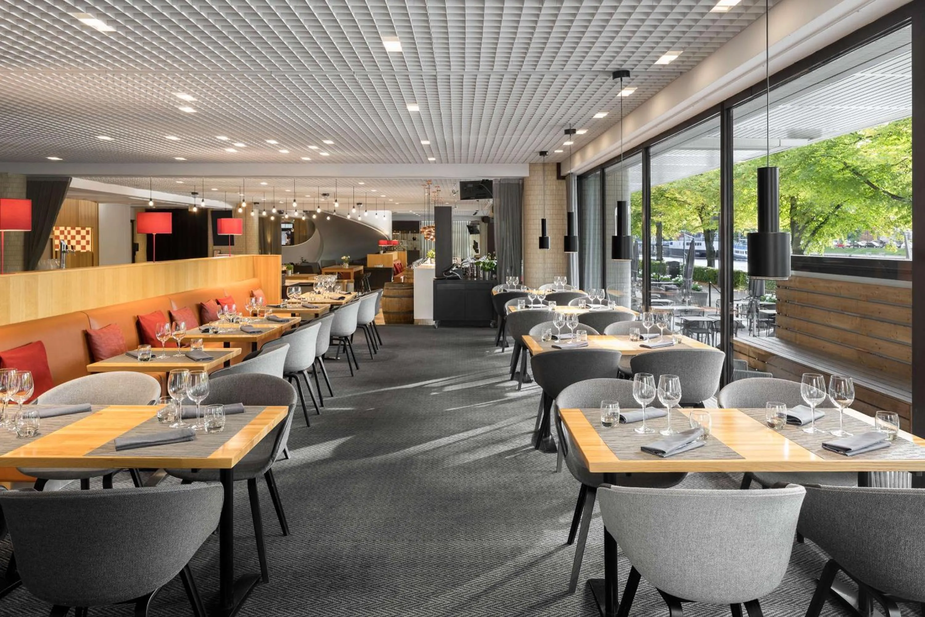 Restaurant/places to eat in Radisson Blu Marina Palace Hotel, Turku