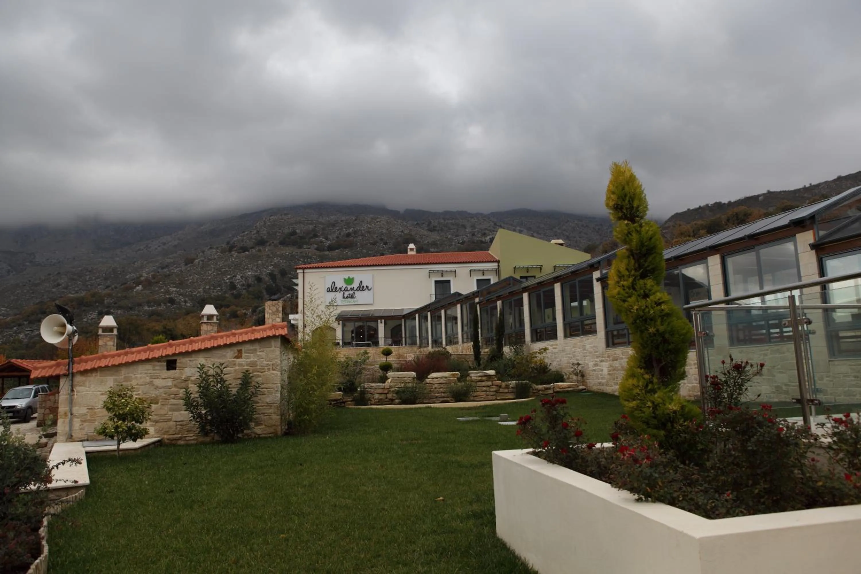 Property building in Alexander Mountain Resort