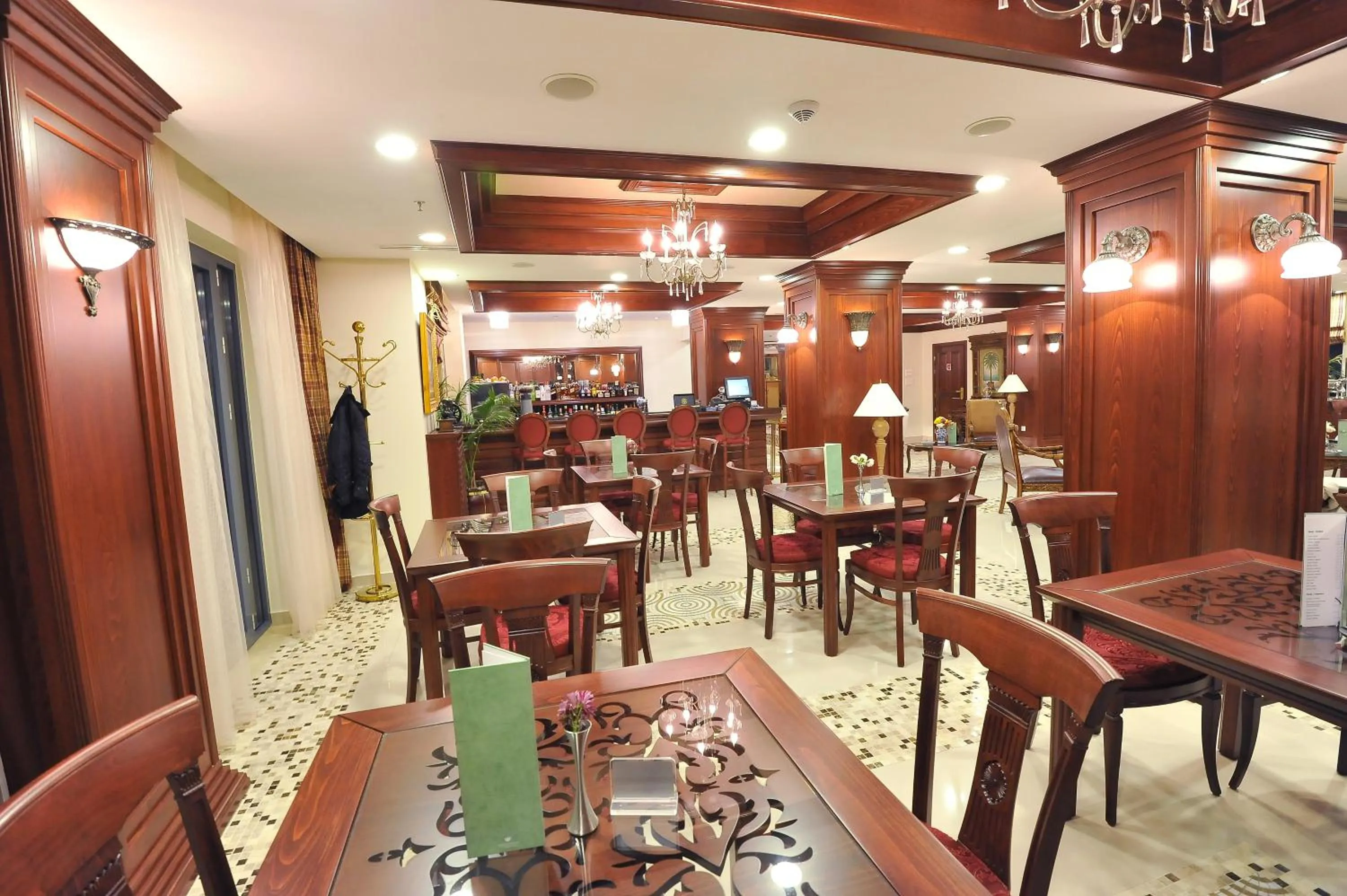 Seating area in Alexander Mountain Resort