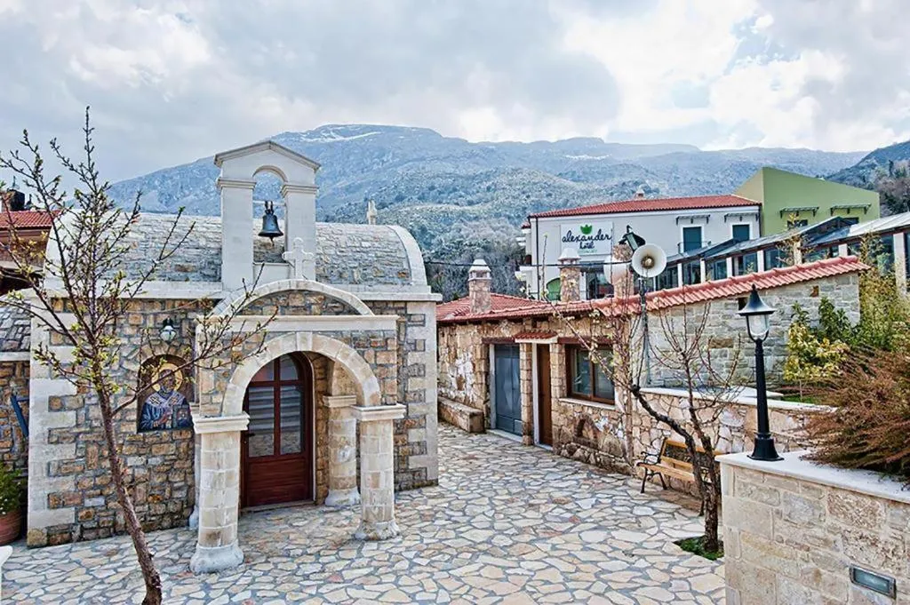 Property building in Alexander Mountain Resort