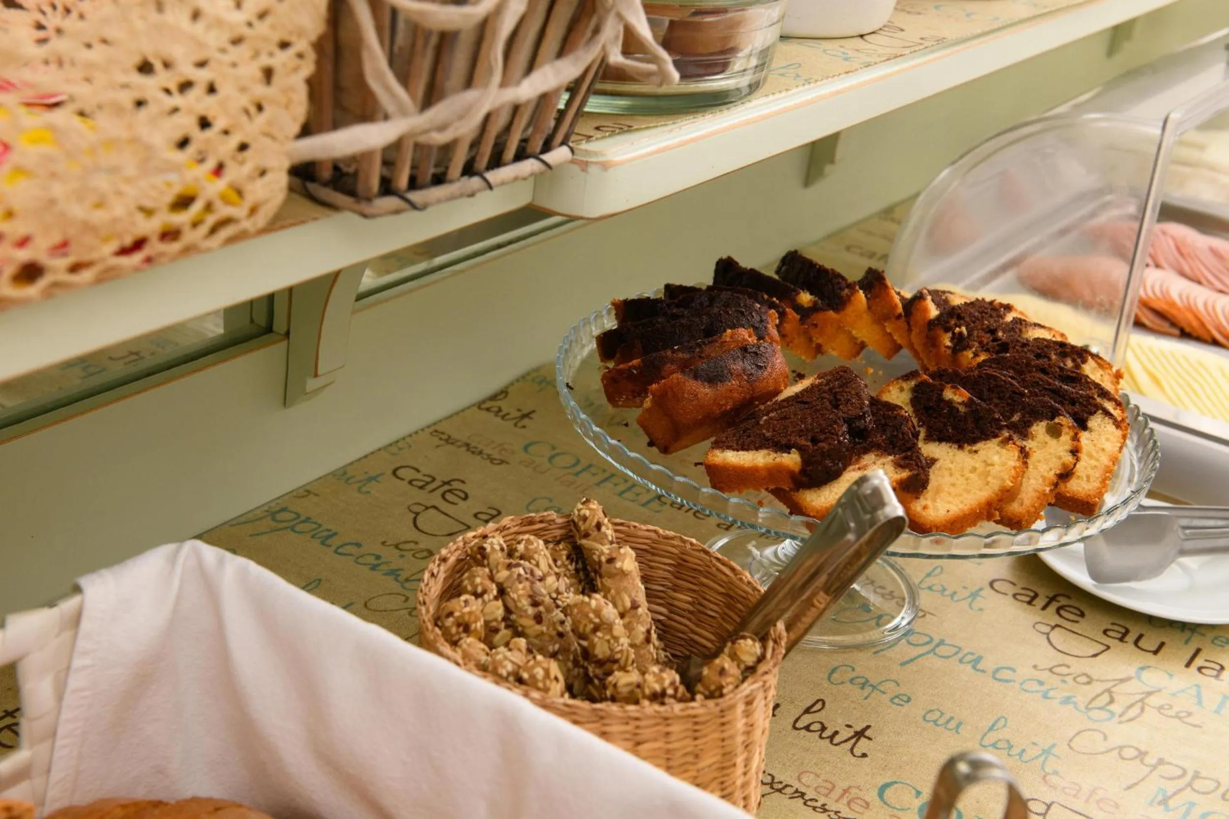 Breakfast in Hotel Timoleon