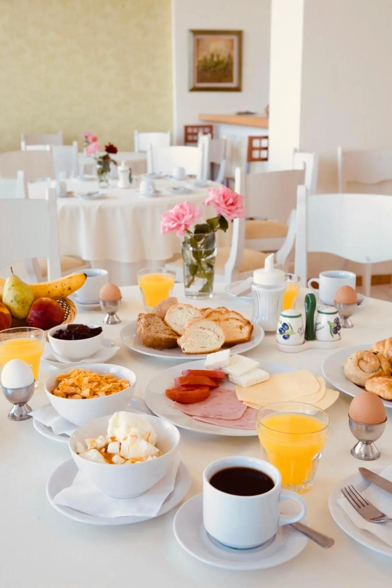 Breakfast in Hotel Timoleon