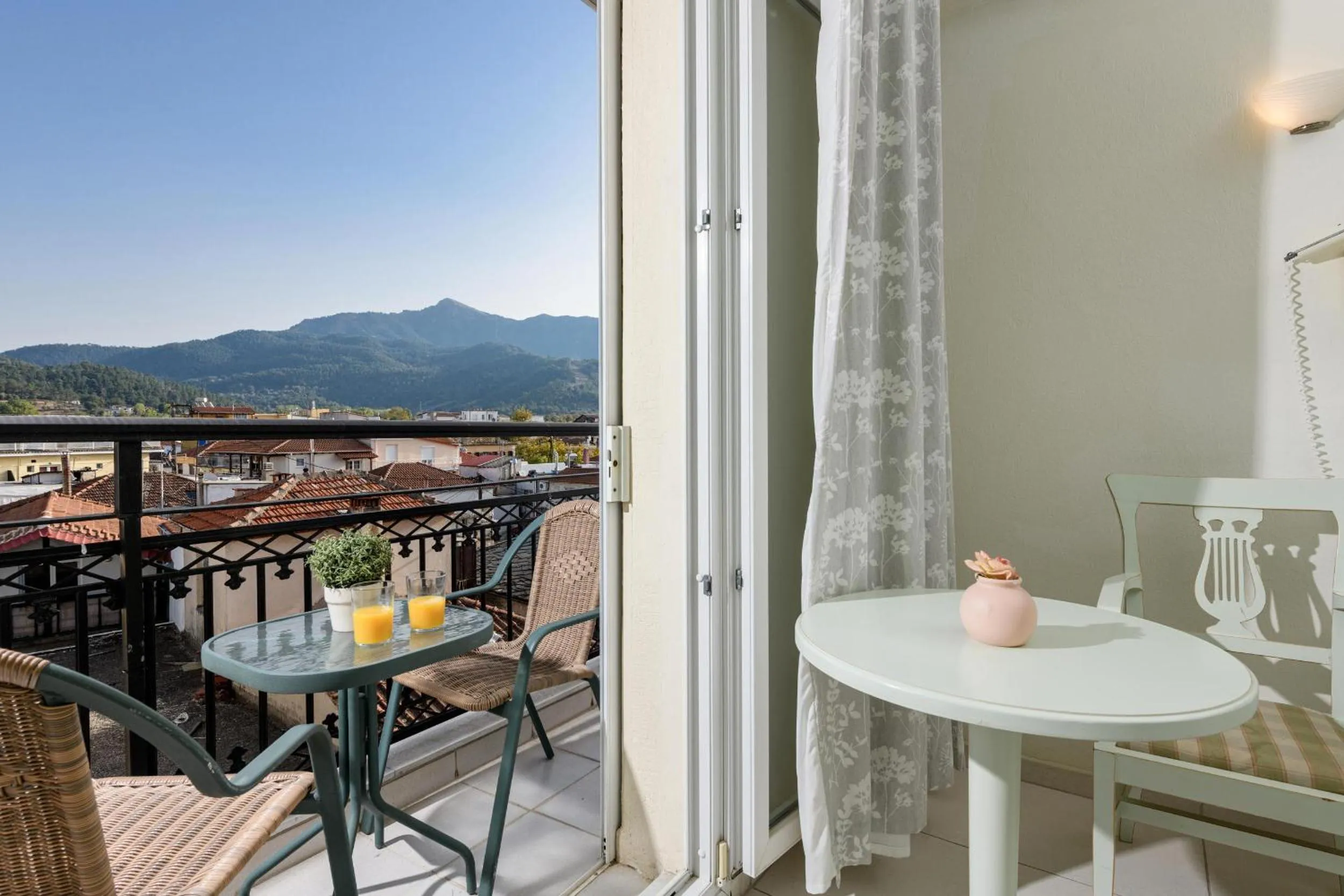 Balcony/Terrace in Hotel Timoleon