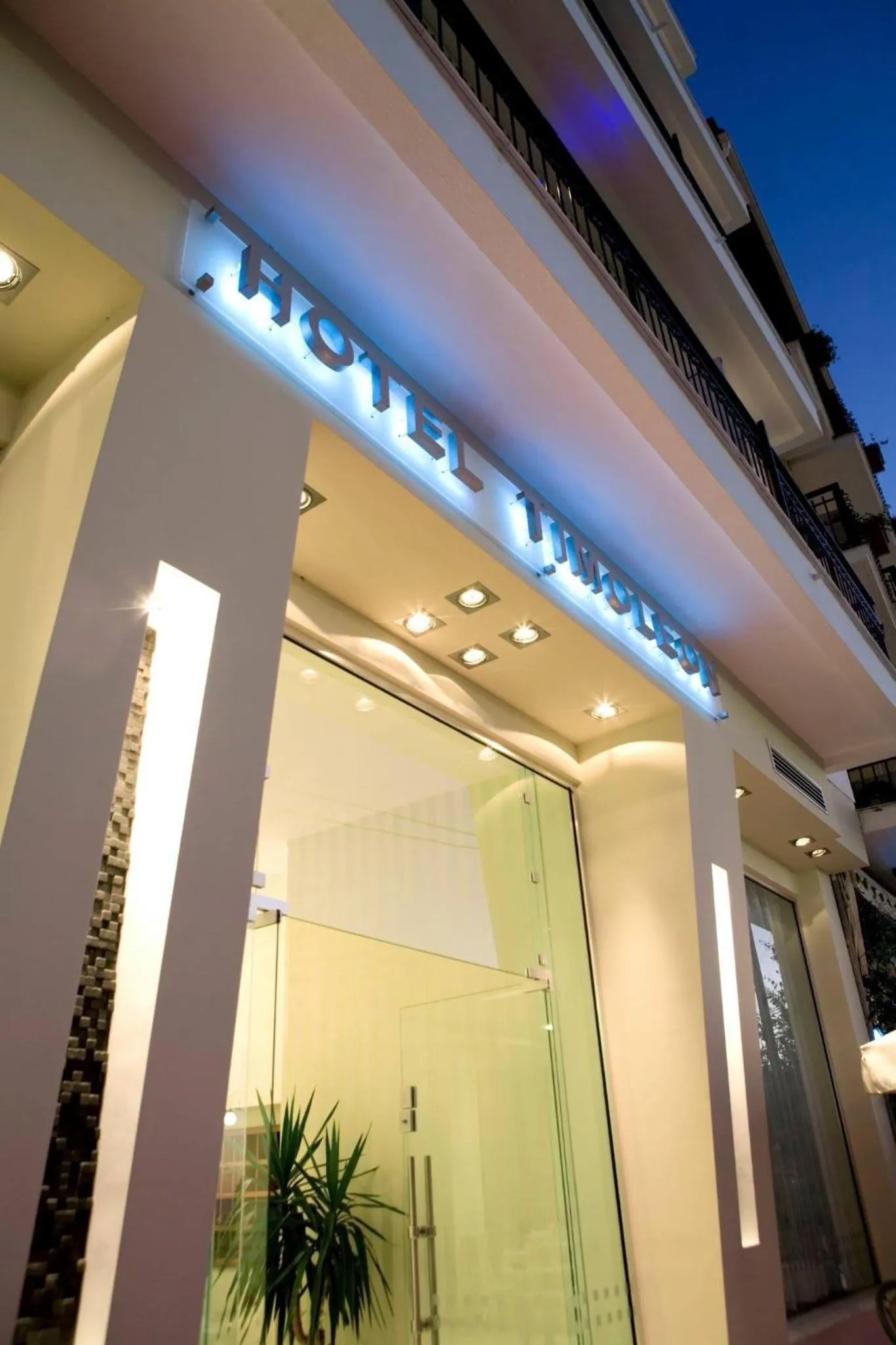 Facade/entrance in Hotel Timoleon