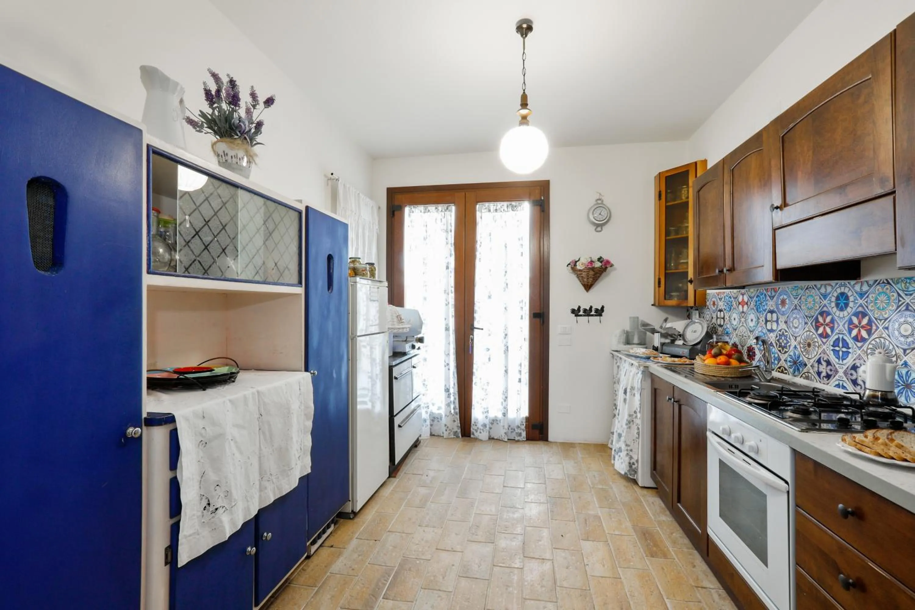 oven in Locanda della Lavanda