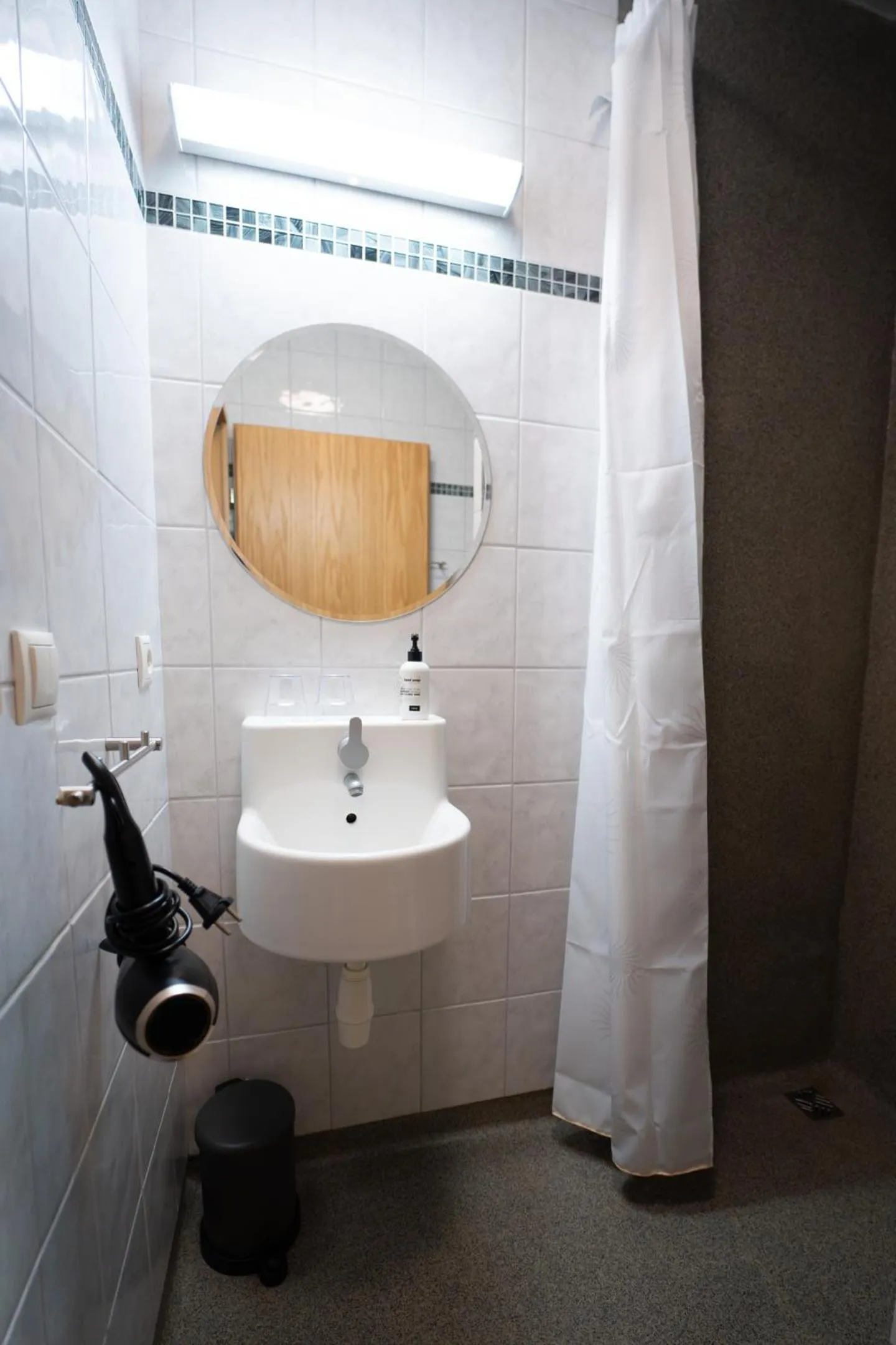 Shower in Vik Tröll Hotel