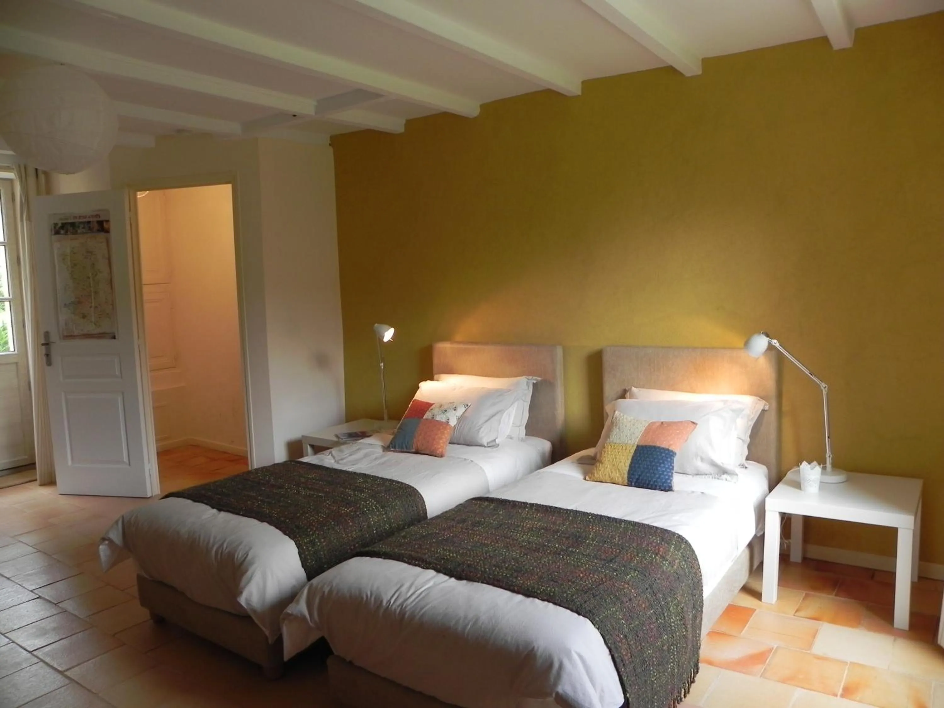 Bed in Au Son du Jardin Poitevin